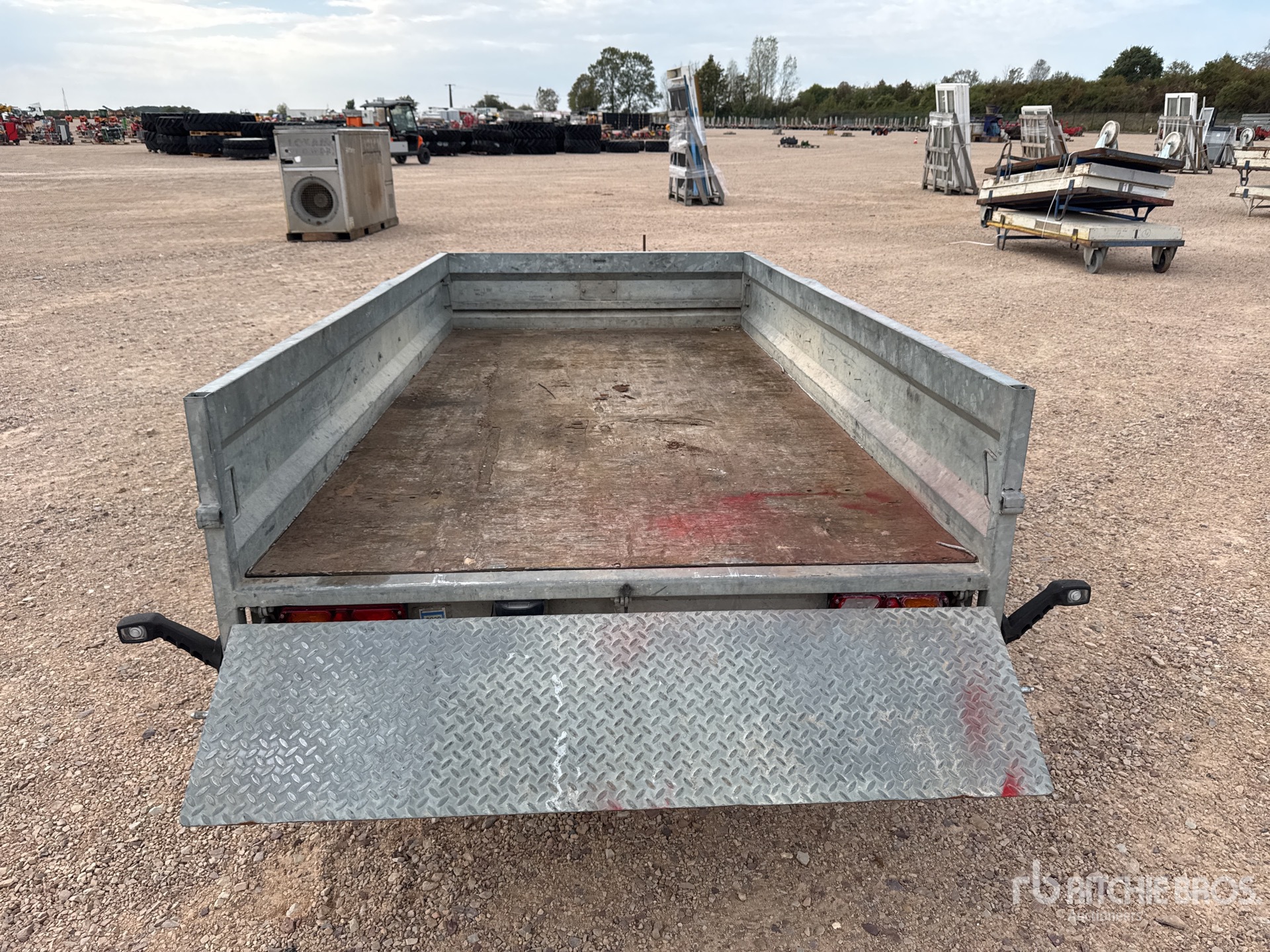 2019 Hubiere Remorque 2 Essieux T/A Plant Tr ...
