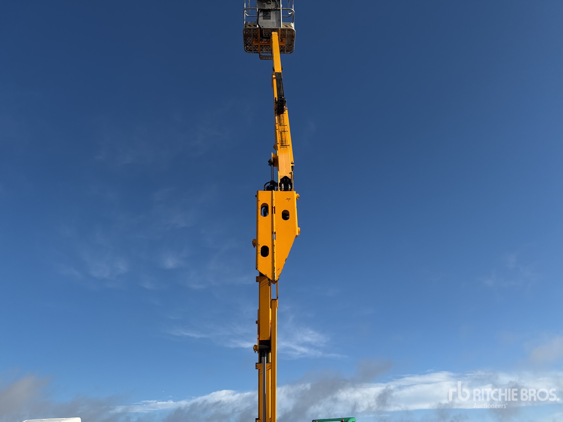 2018 Genie Z-33/18