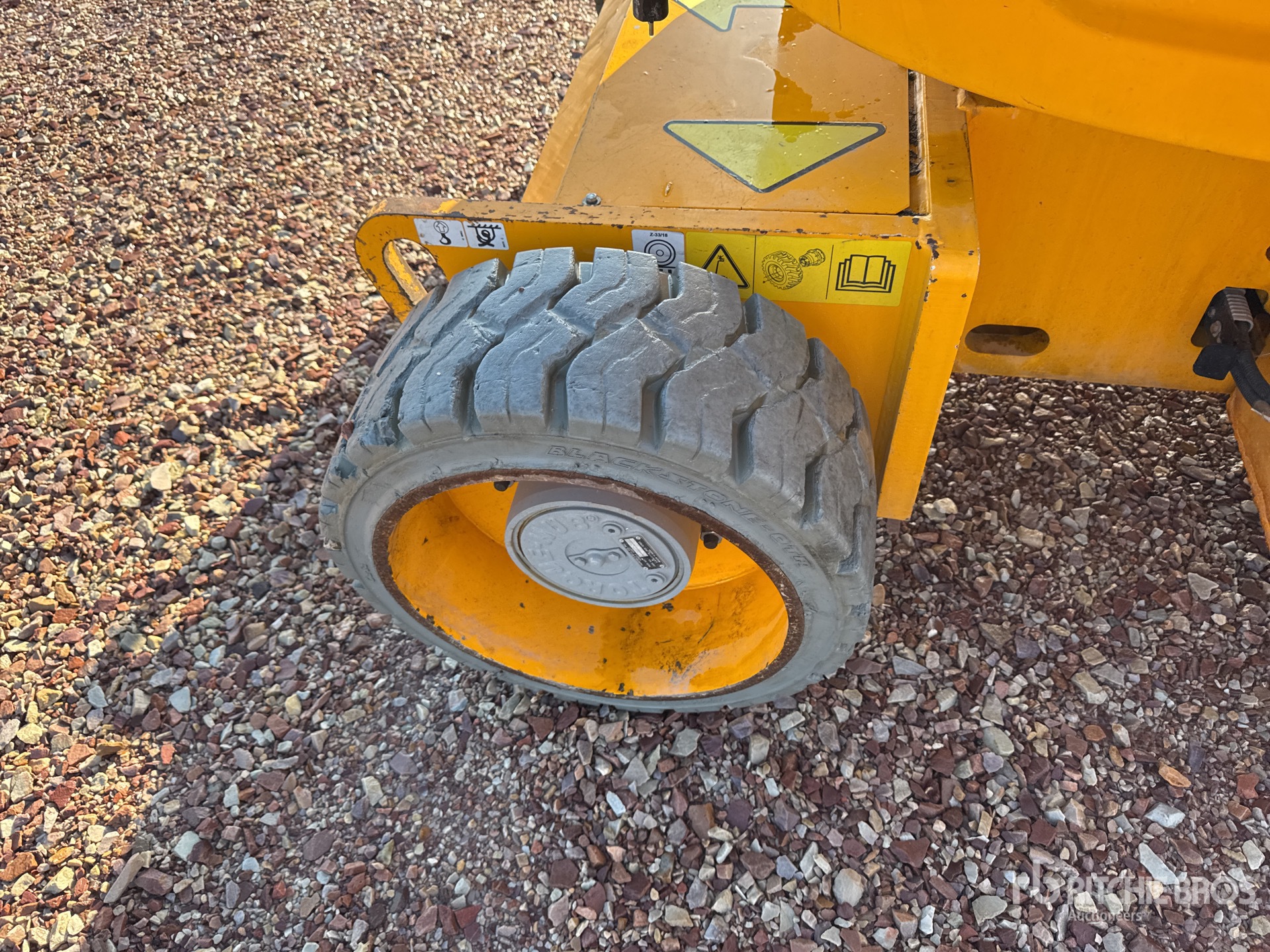 2018 Genie Z-33/18
