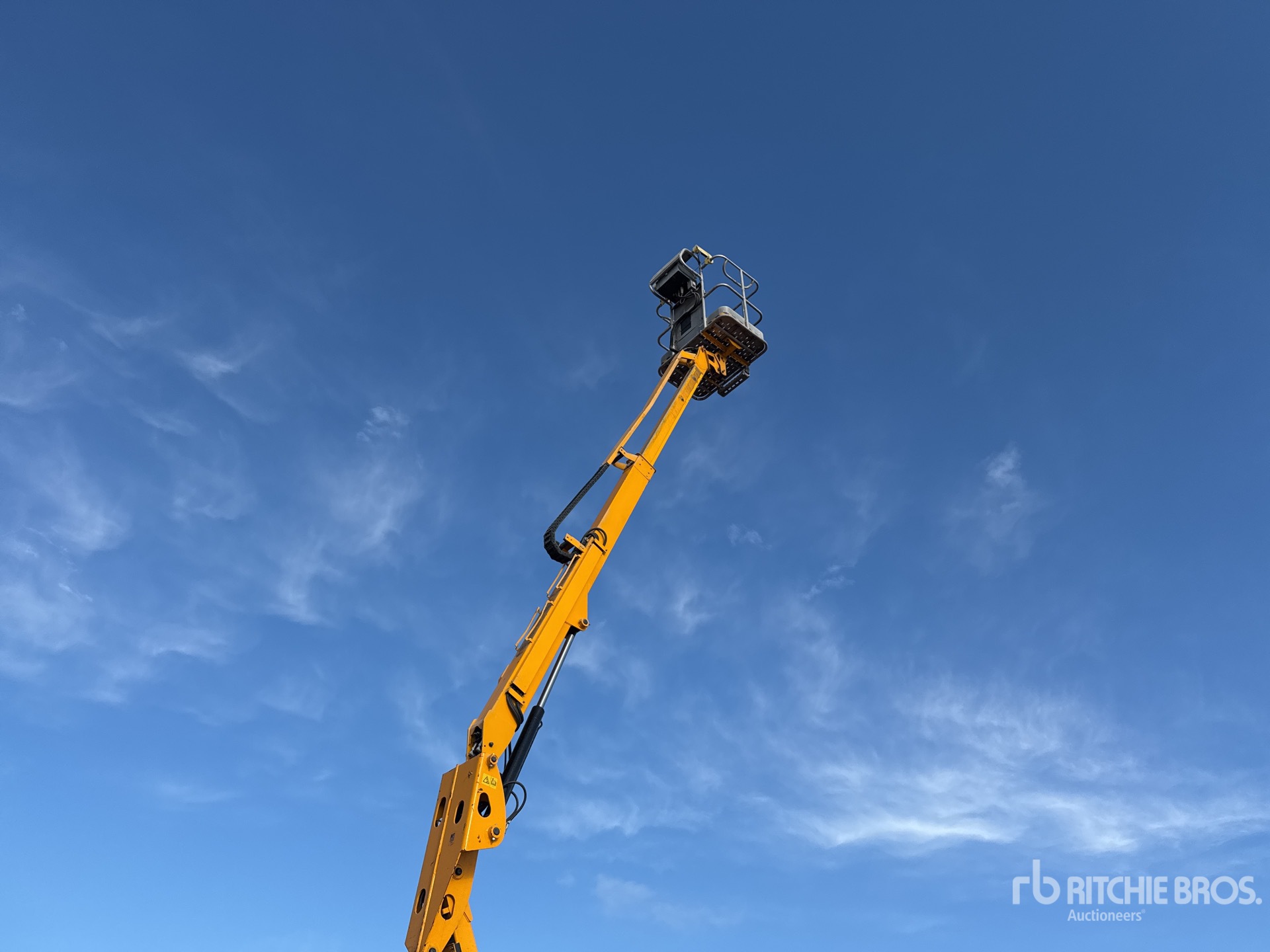 2018 Genie Z-33/18