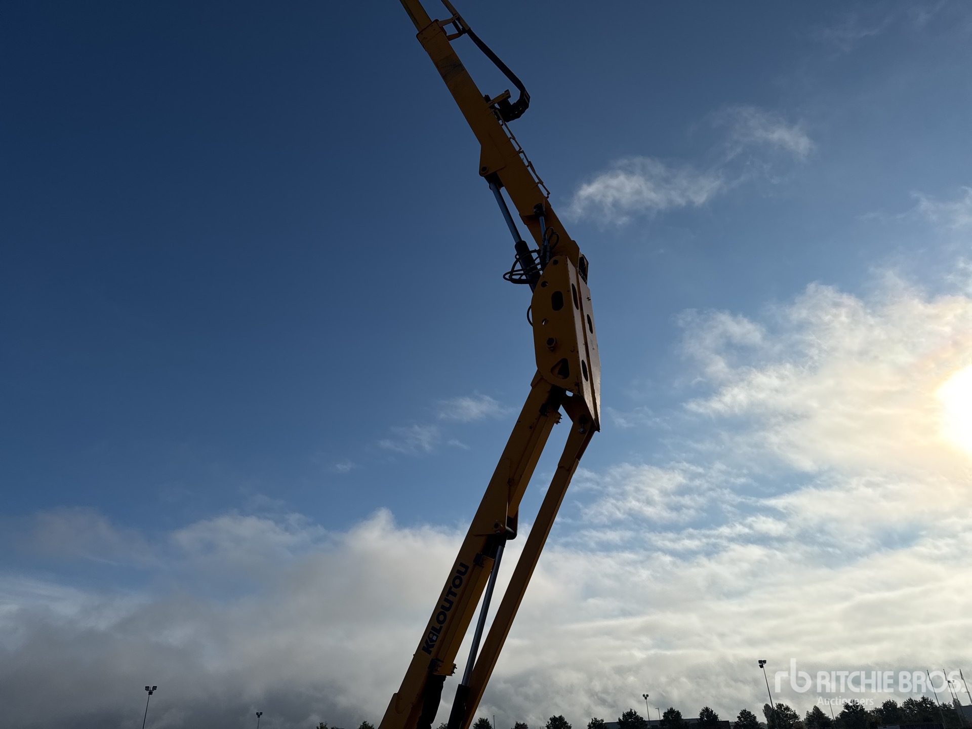 2018 Genie Z-33/18