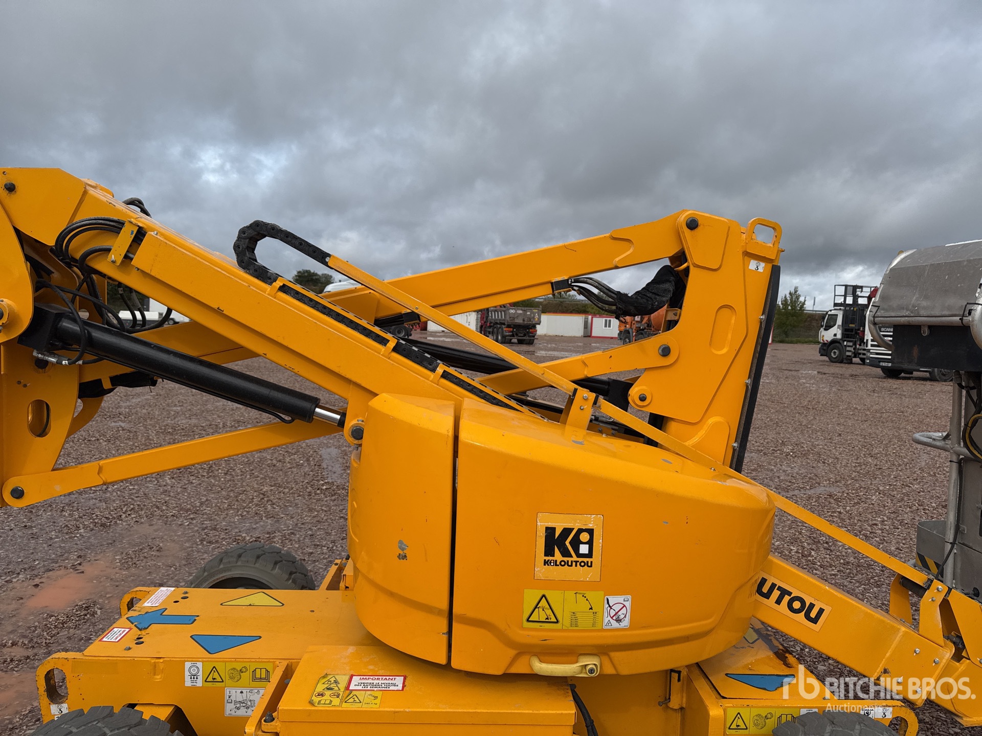 2018 Genie Z-33/18