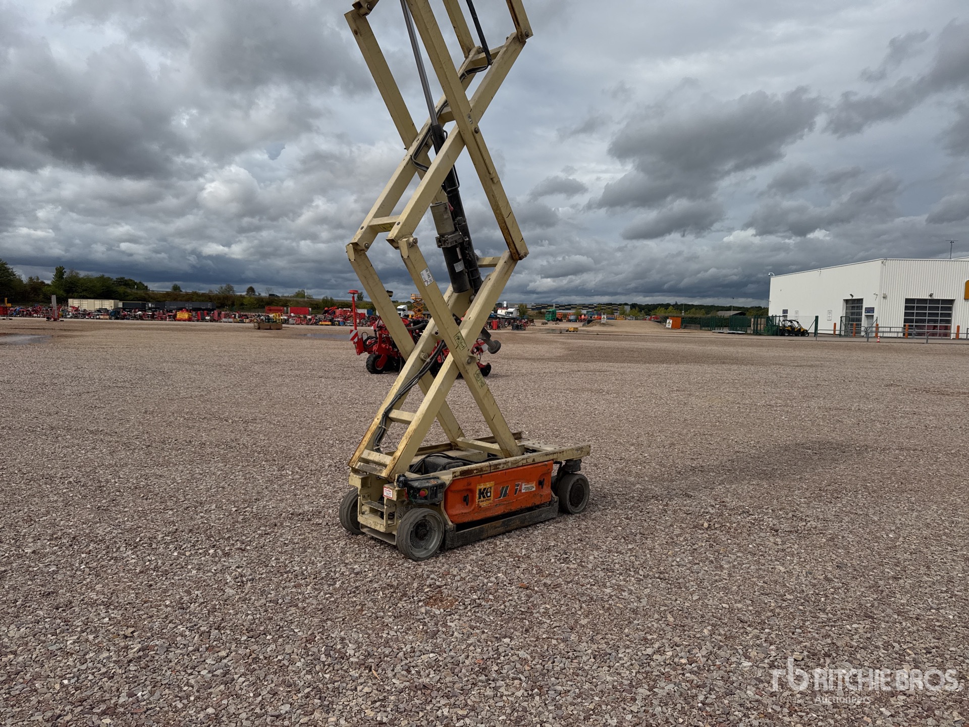 2012 JLG 1930ES
