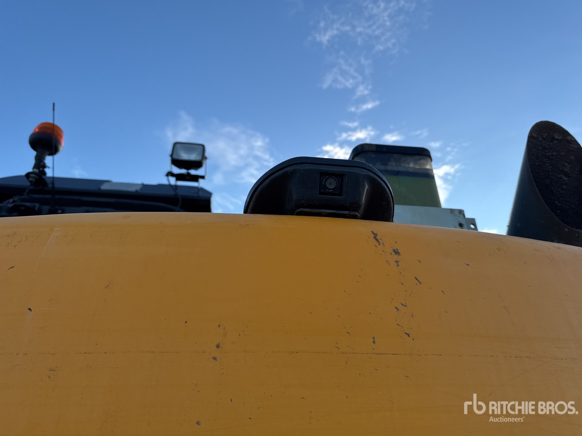 2016 Hitachi ZX135US-5B