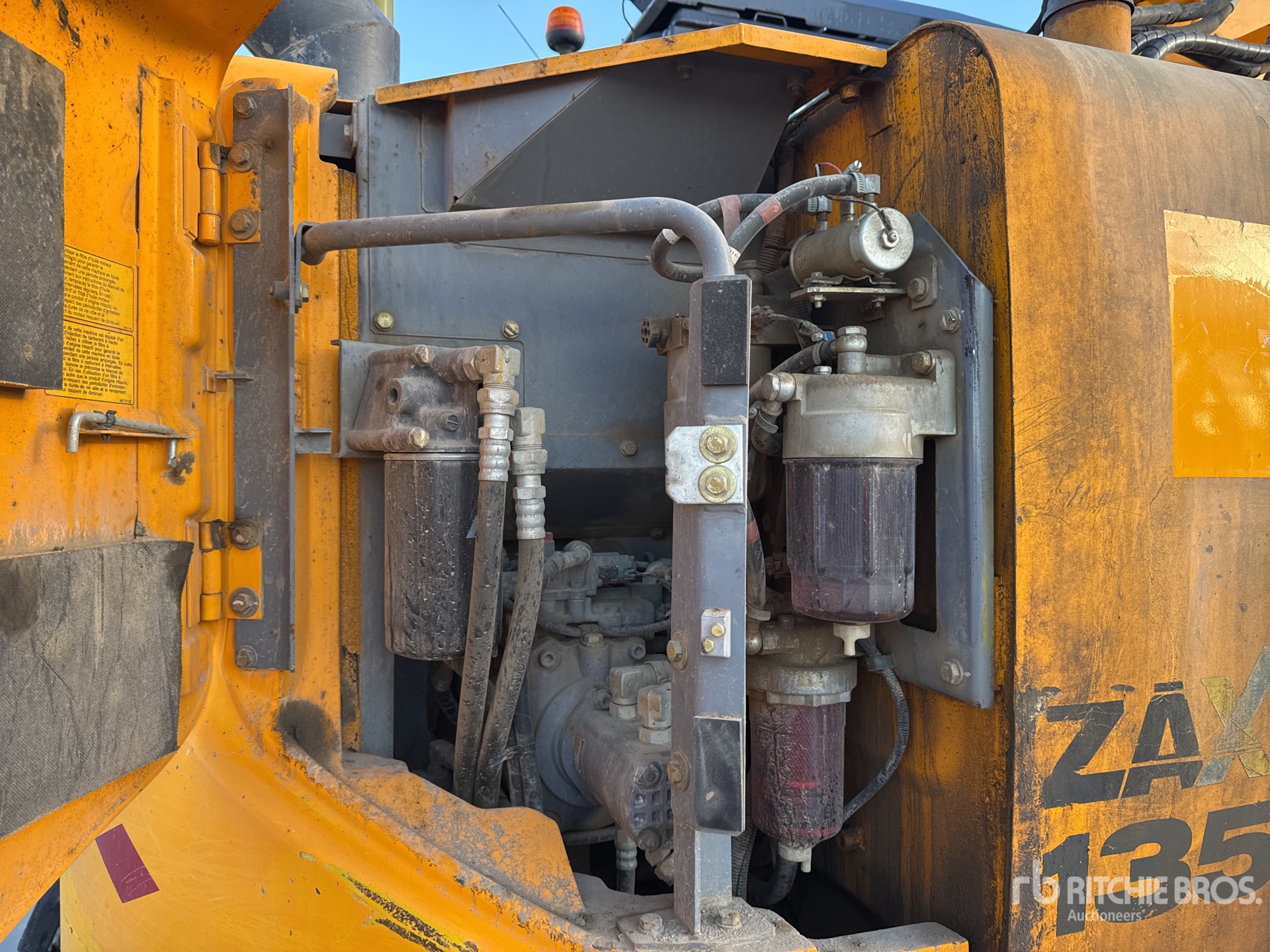 2016 Hitachi ZX135US-5B