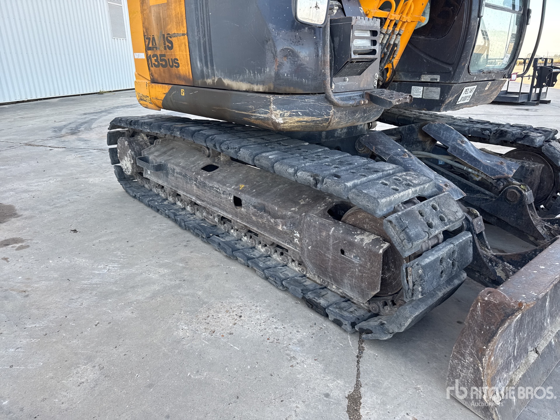 2016 Hitachi ZX135US-5B