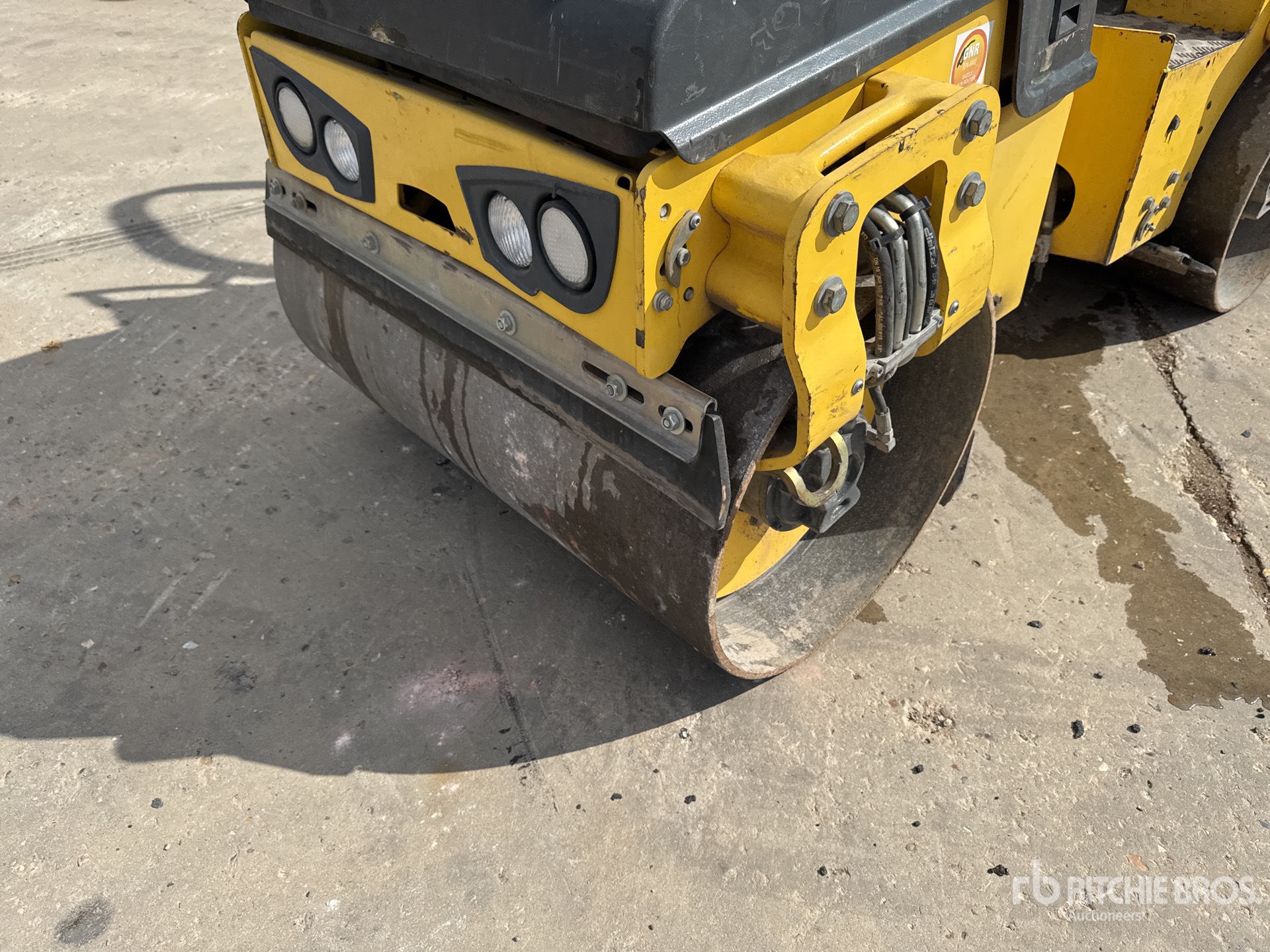 2020 Bomag BW100ADM-5