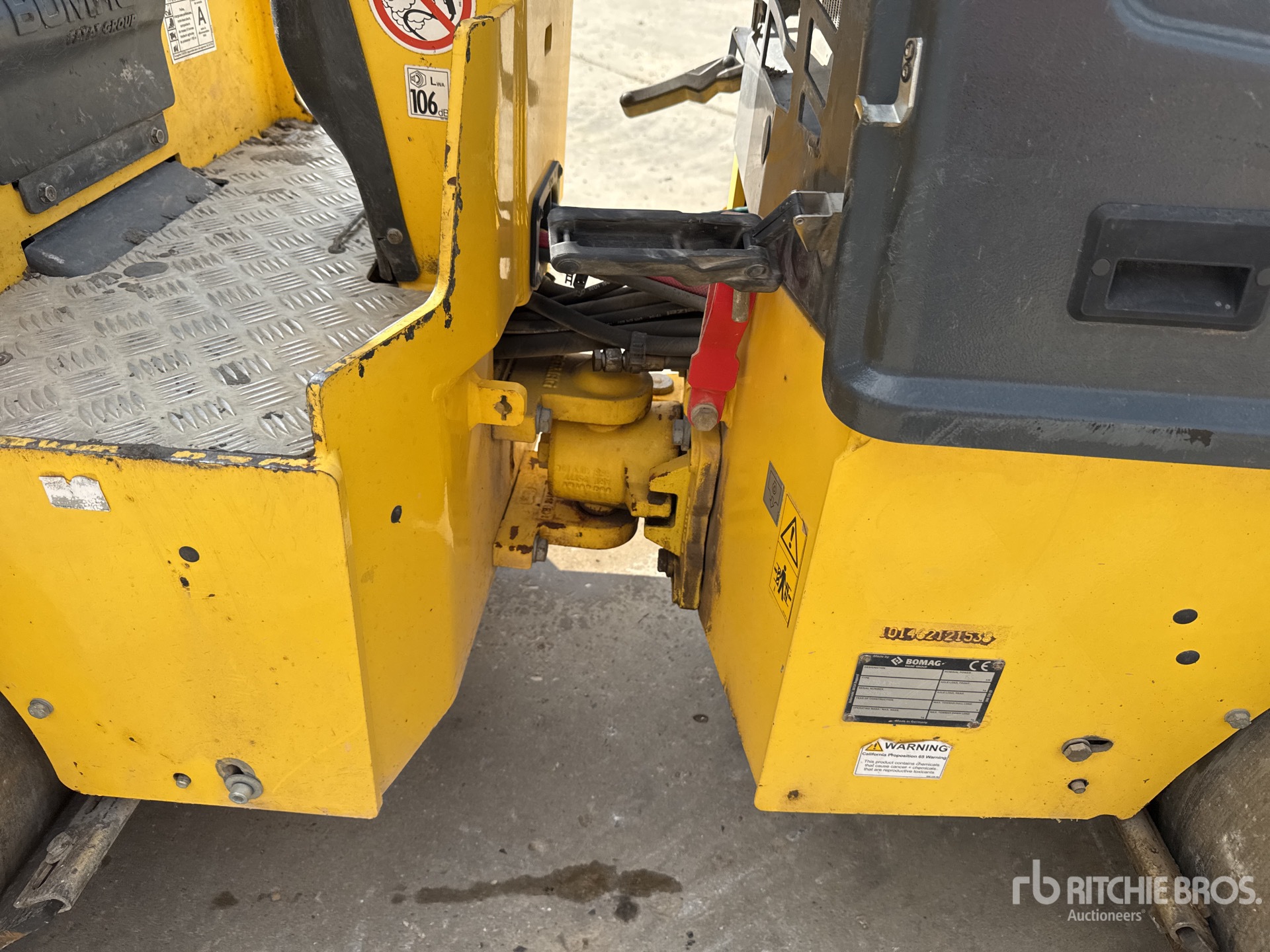 2020 Bomag BW100ADM-5