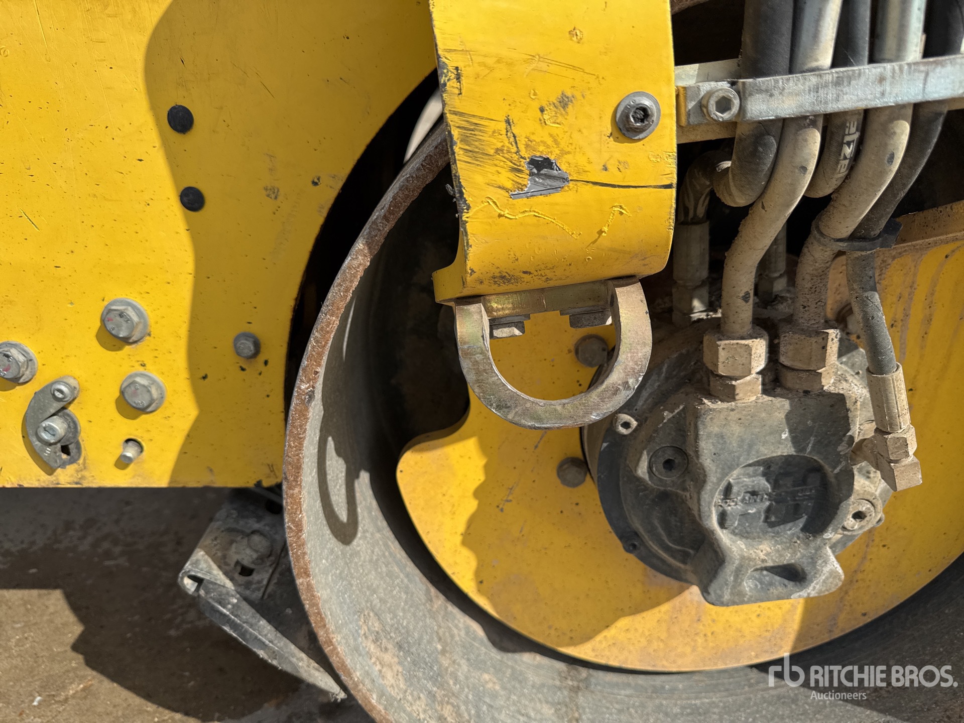 2020 Bomag BW100ADM-5