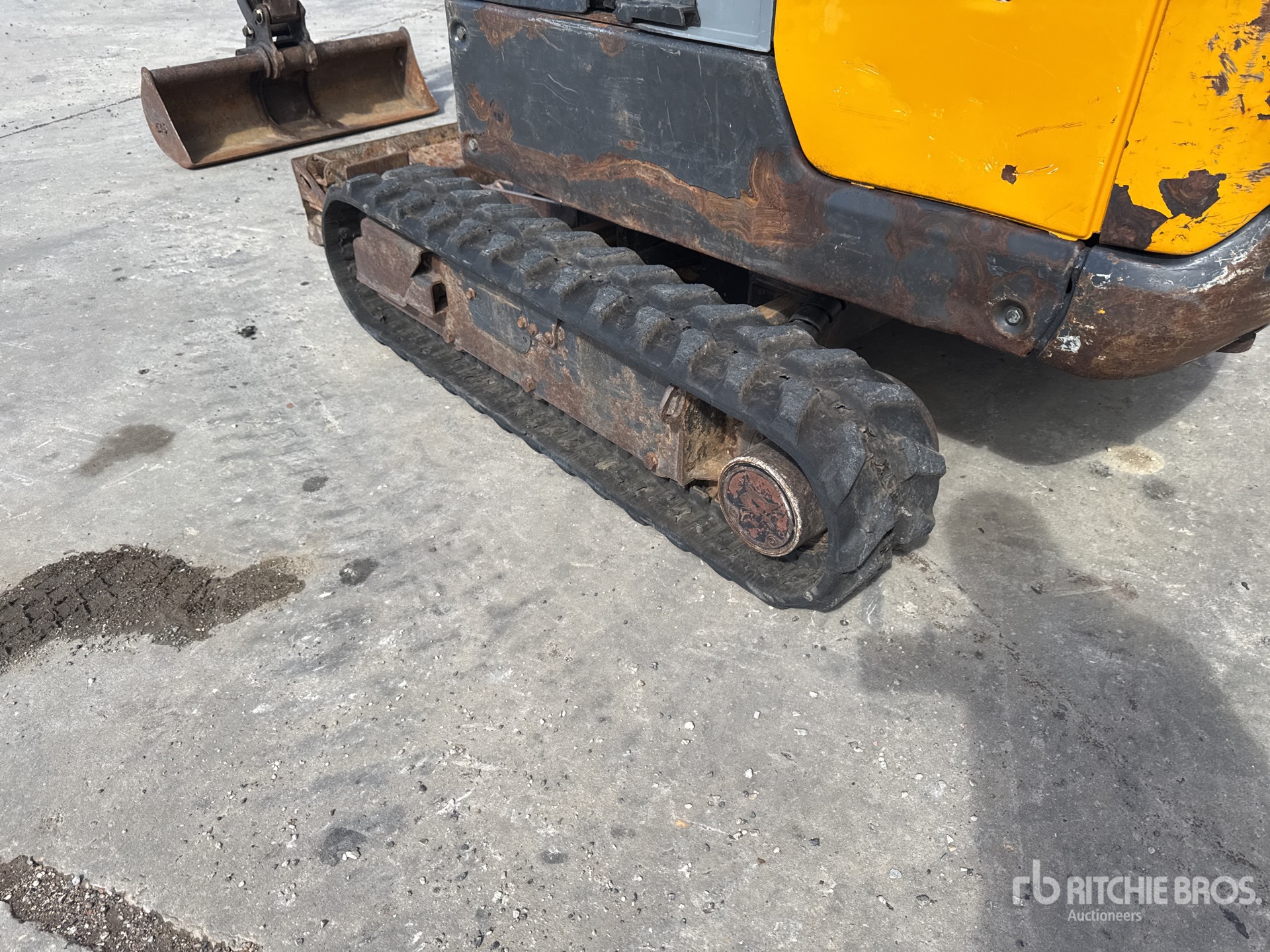 2020 Bobcat E17