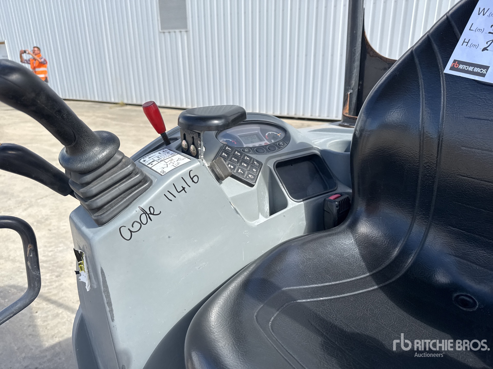 2020 Bobcat E17