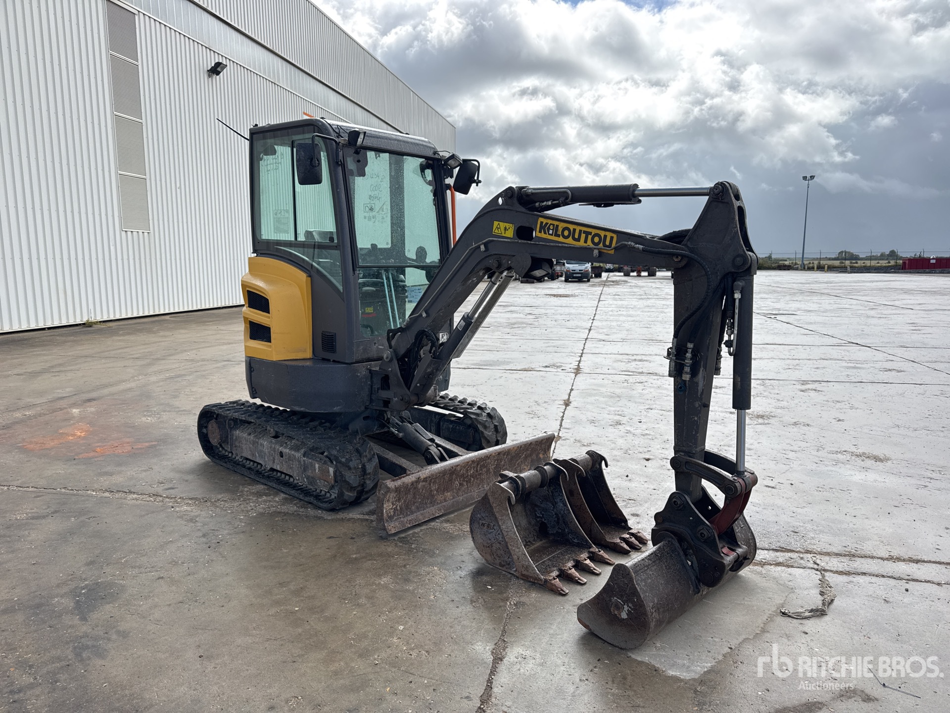 2019 Volvo ECR25D