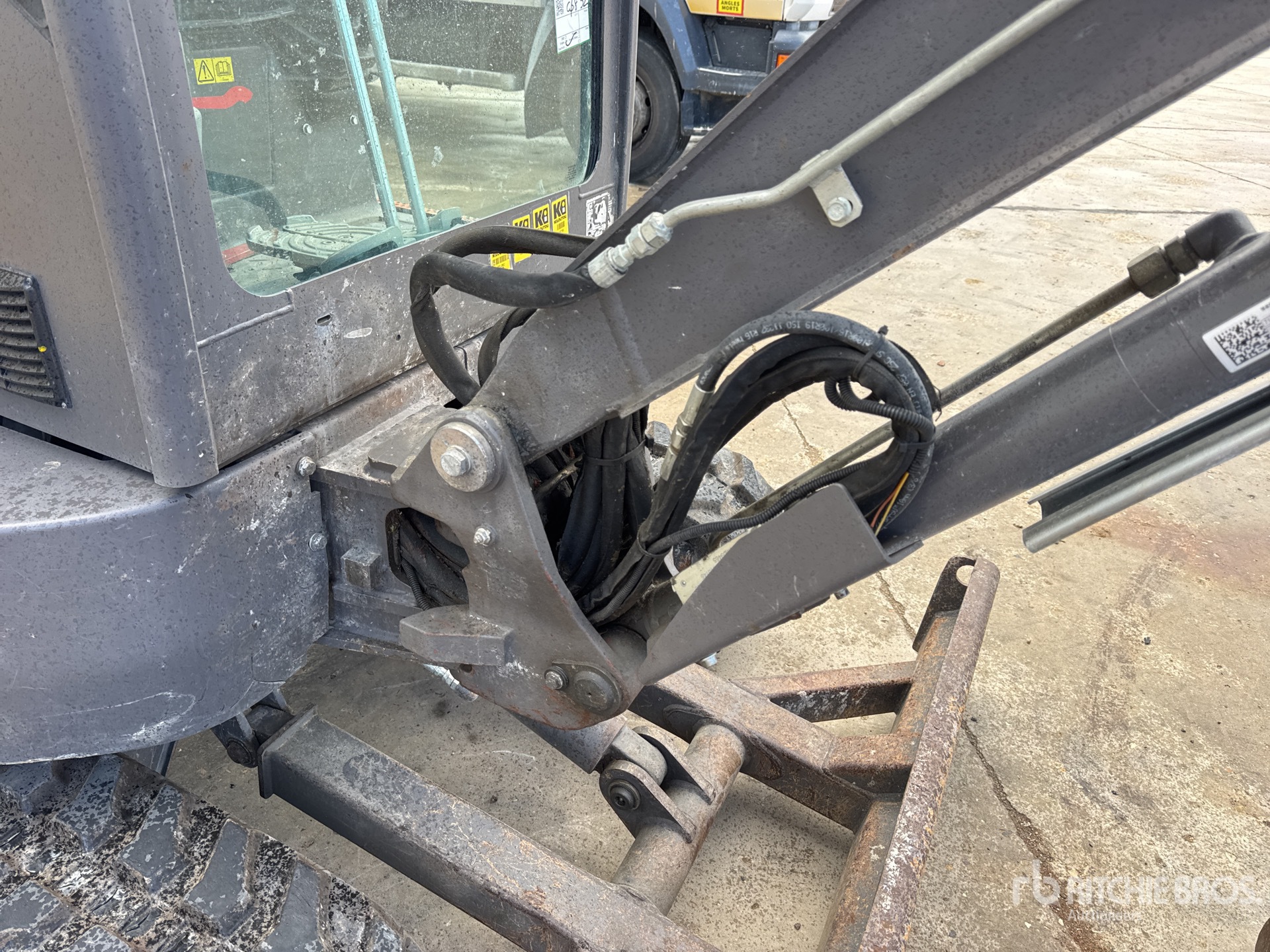 2019 Volvo ECR25D