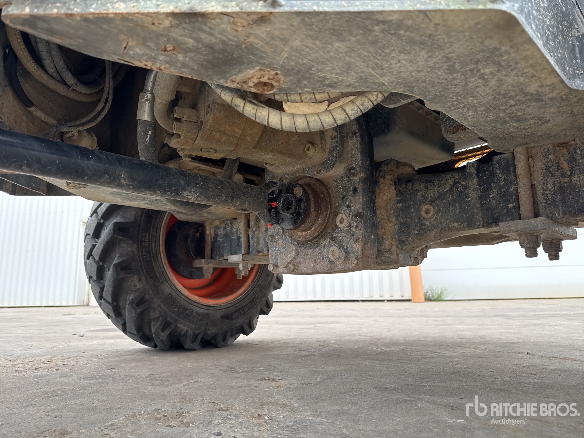 2017 Ausa D250AHG