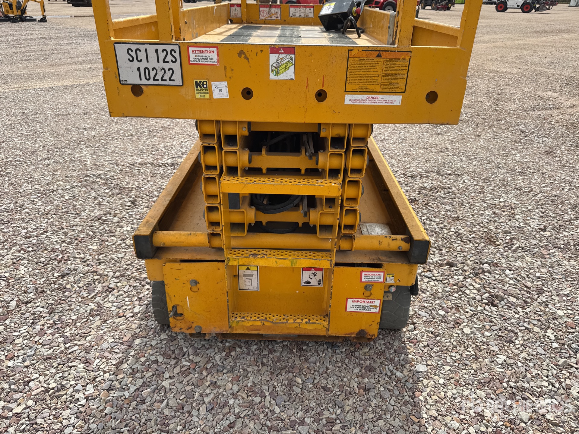 2012 Haulotte COMPACT12