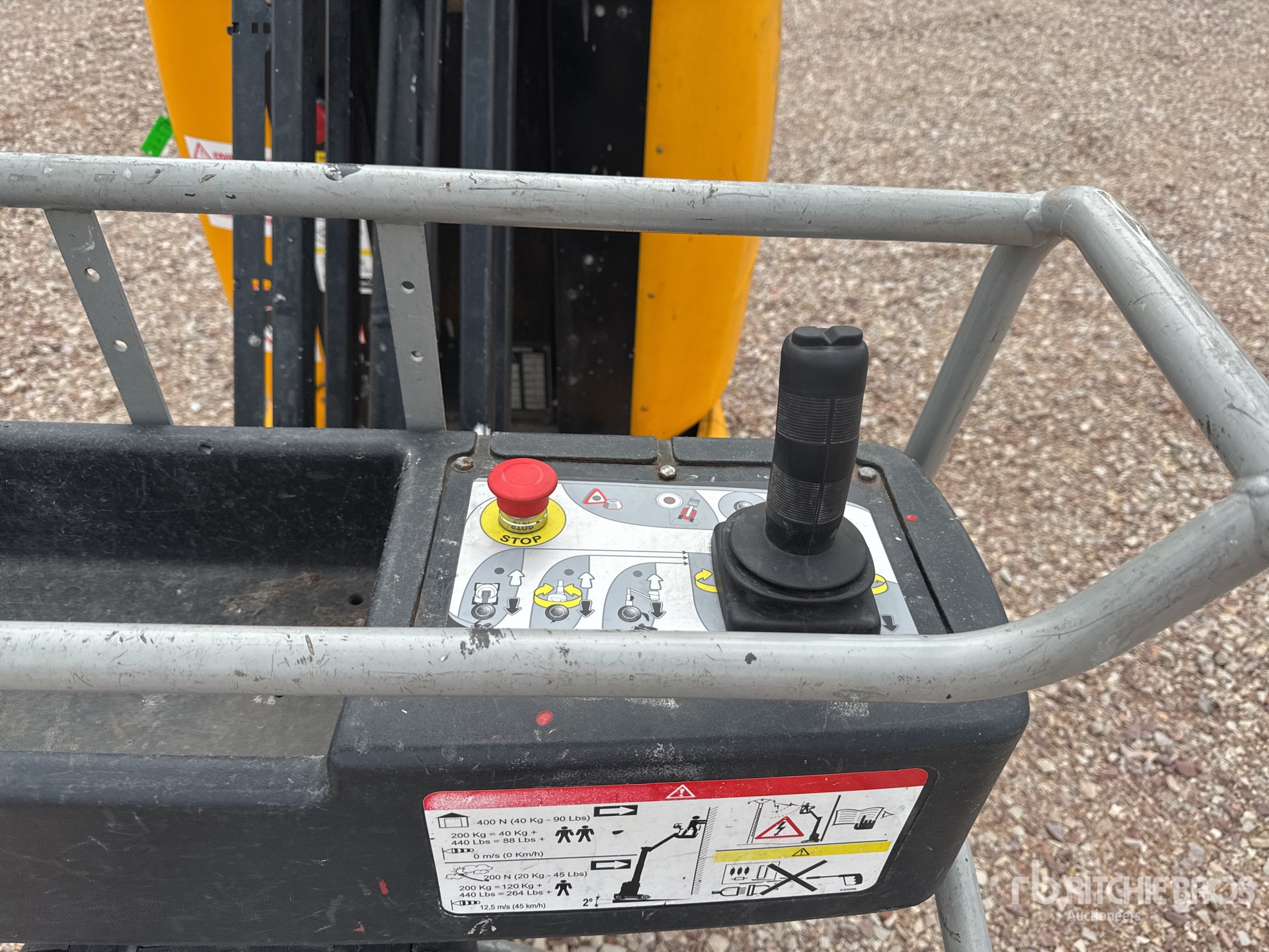 2013 Manitou 80 VJR E