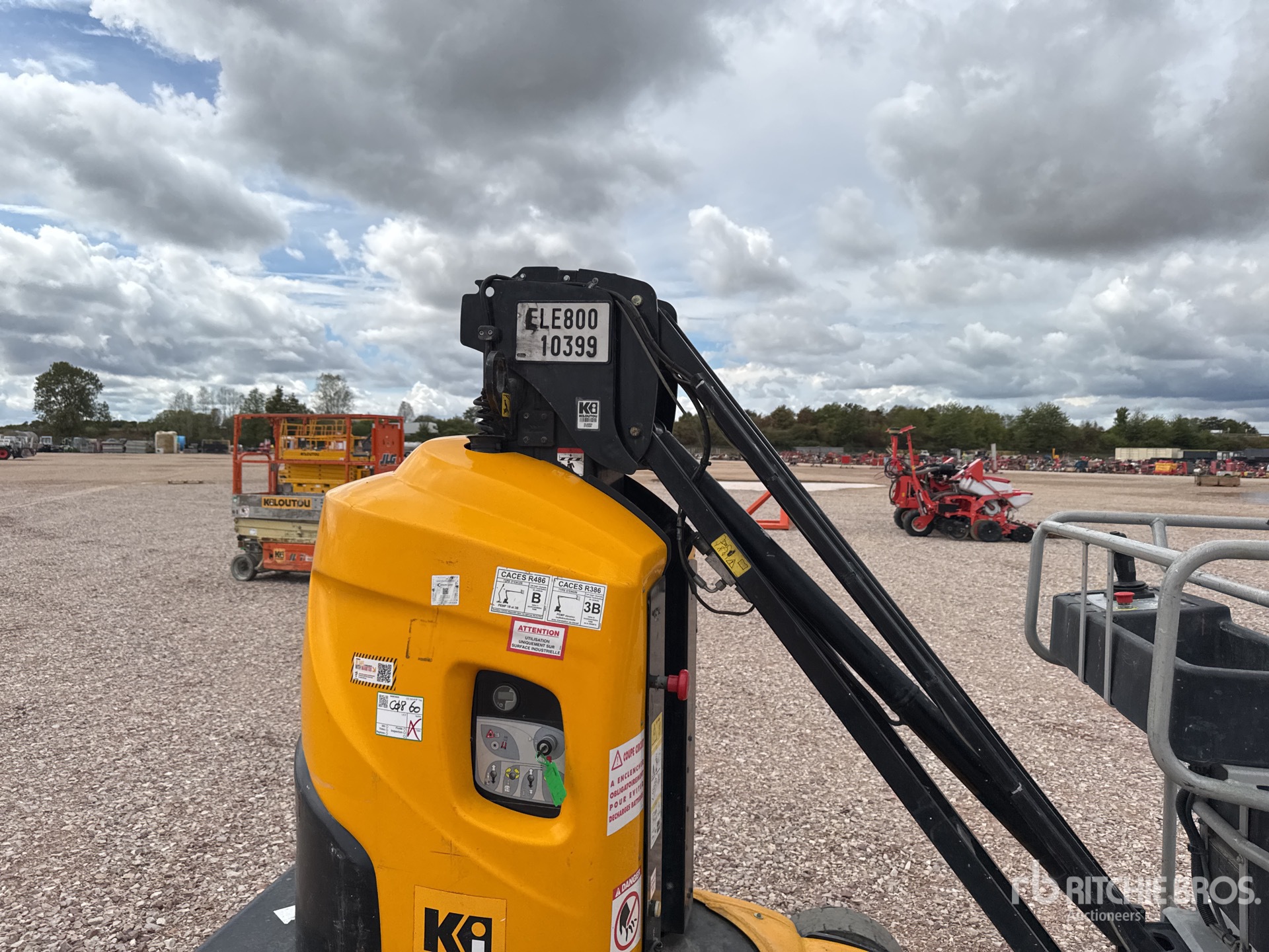 2013 Manitou 80 VJR E