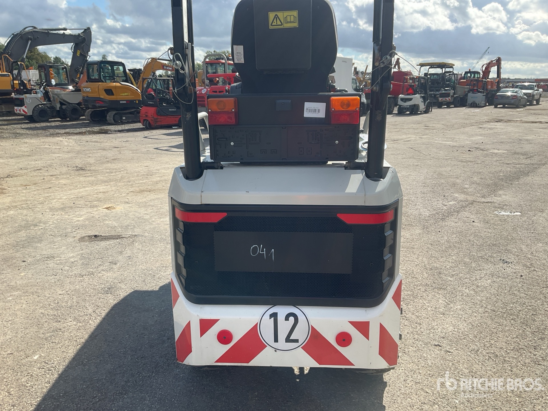 2023 JCB 1T-2S5