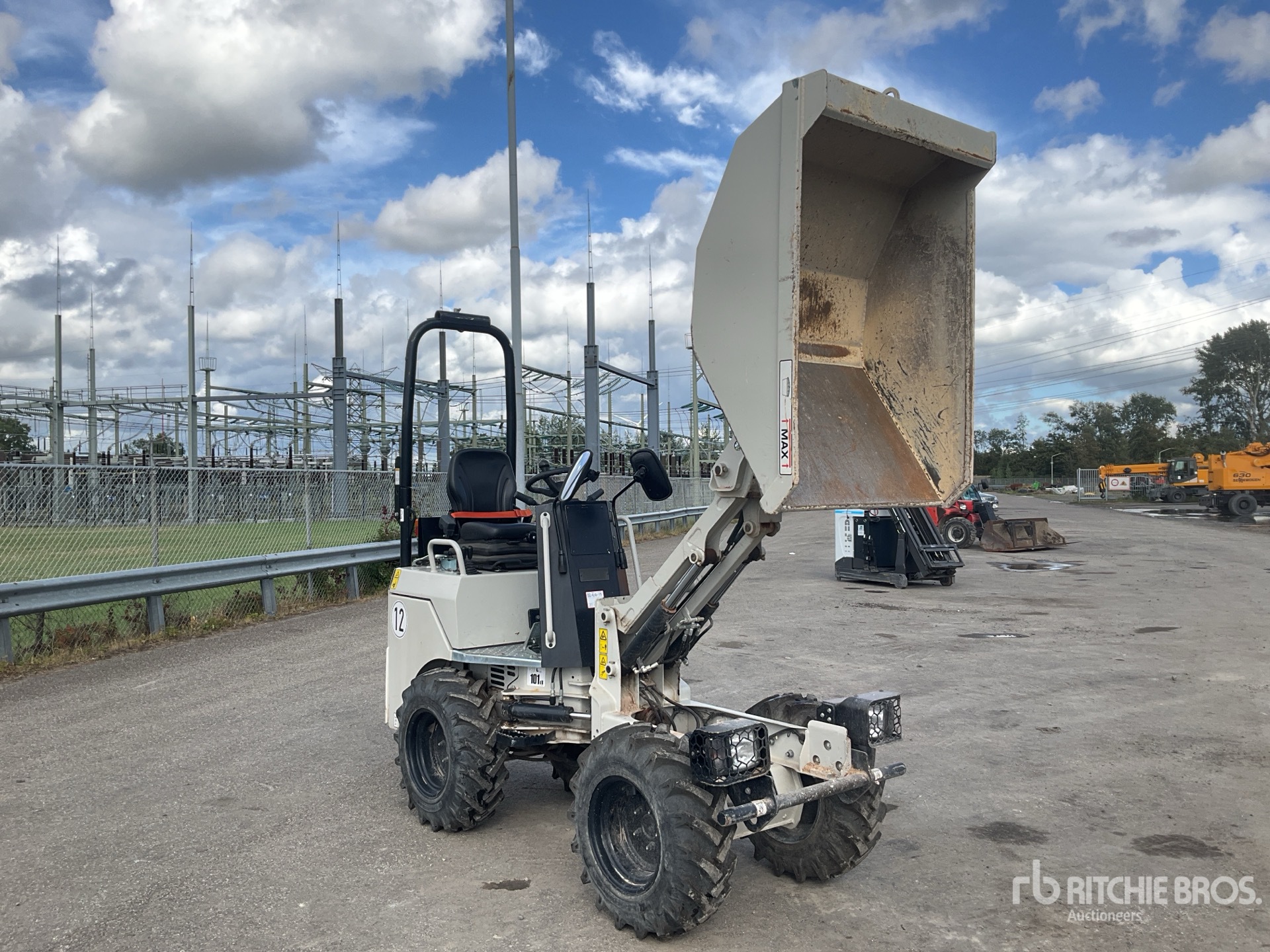2023 JCB 1T-2S5