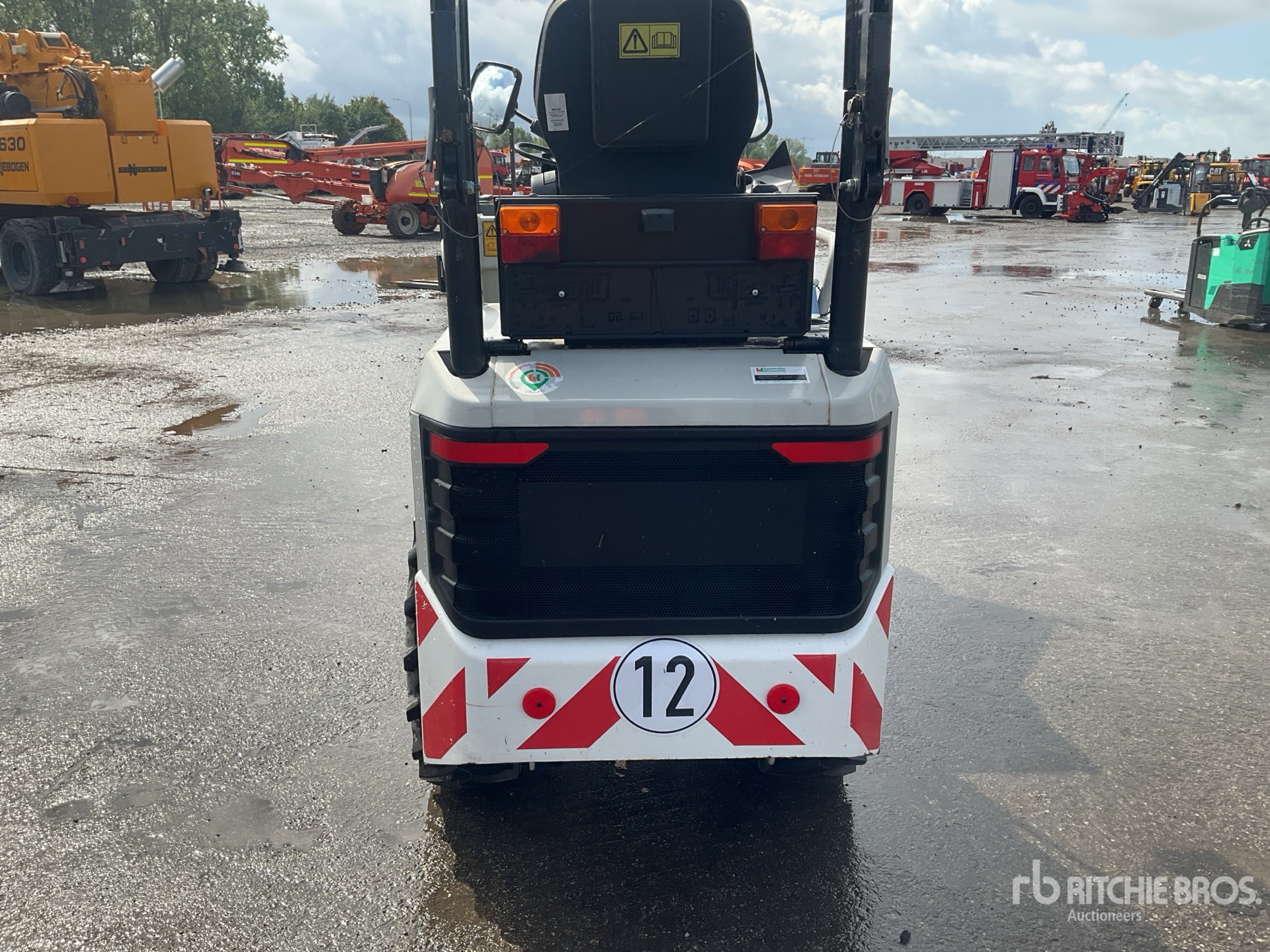 2023 JCB 1T-2S5