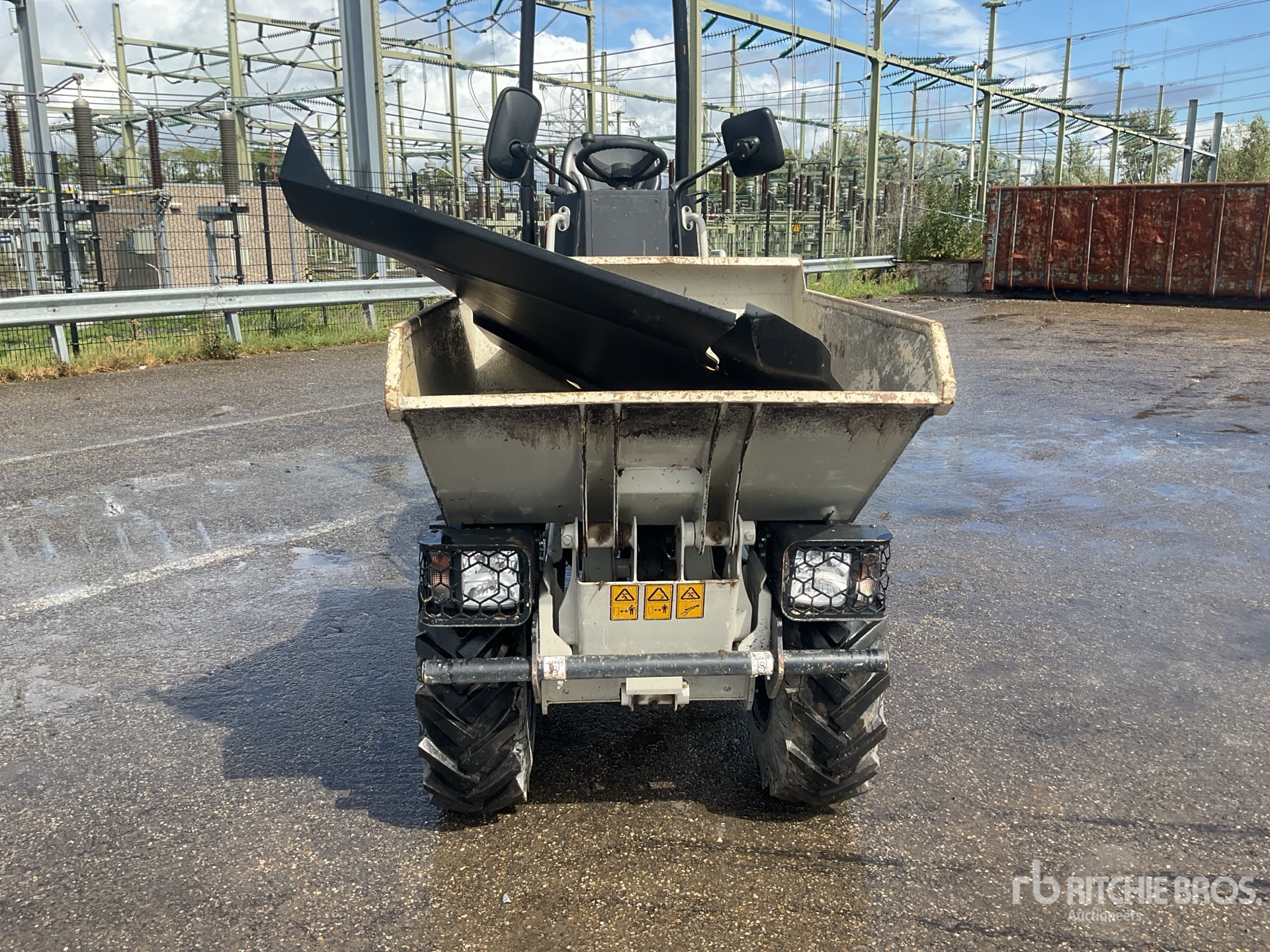 2023 JCB 1T-2S5