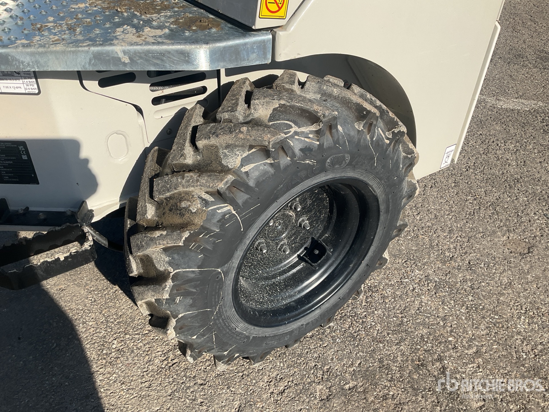 2023 JCB 1T-2S5