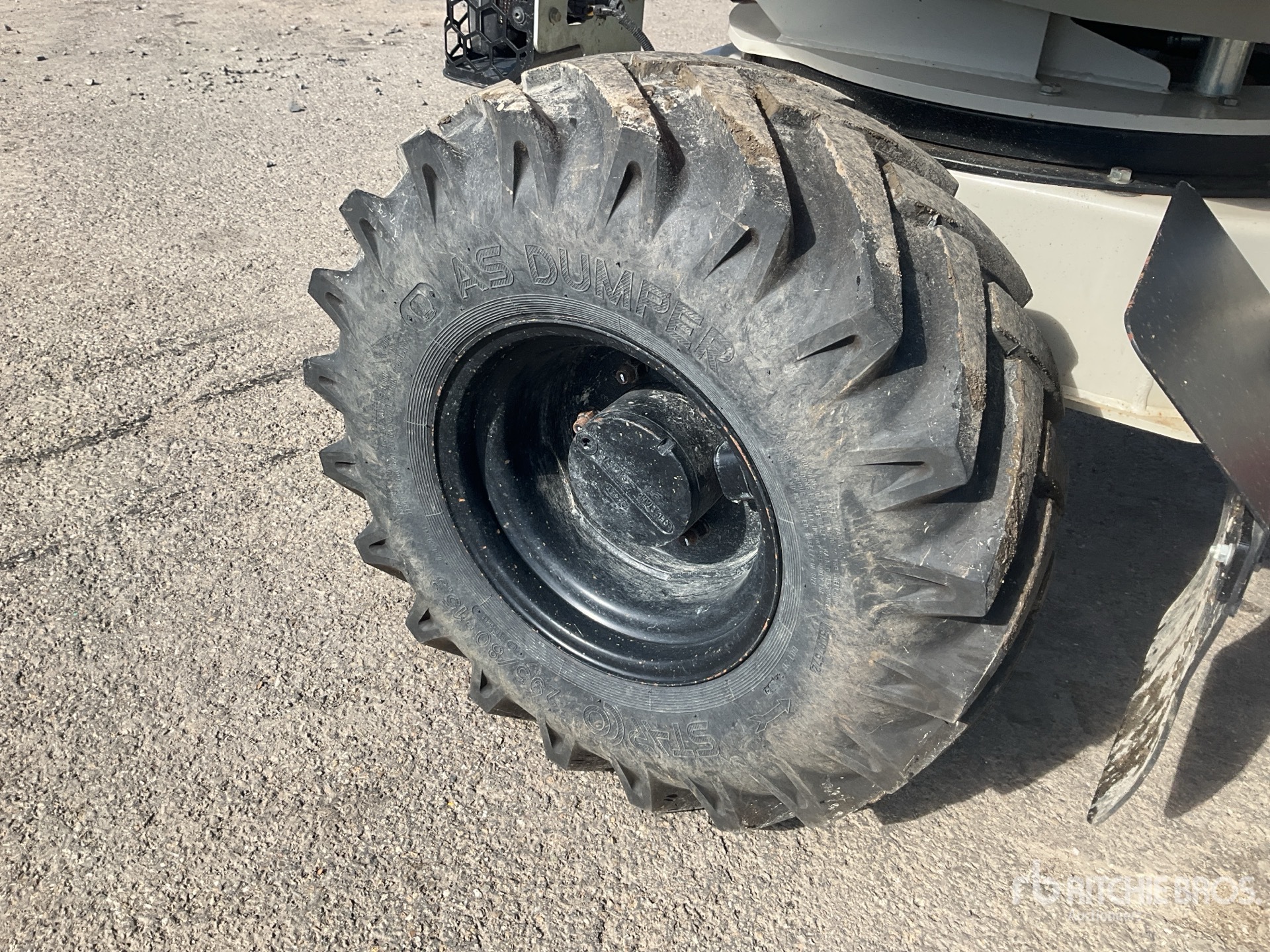2023 JCB 3STH-2S5