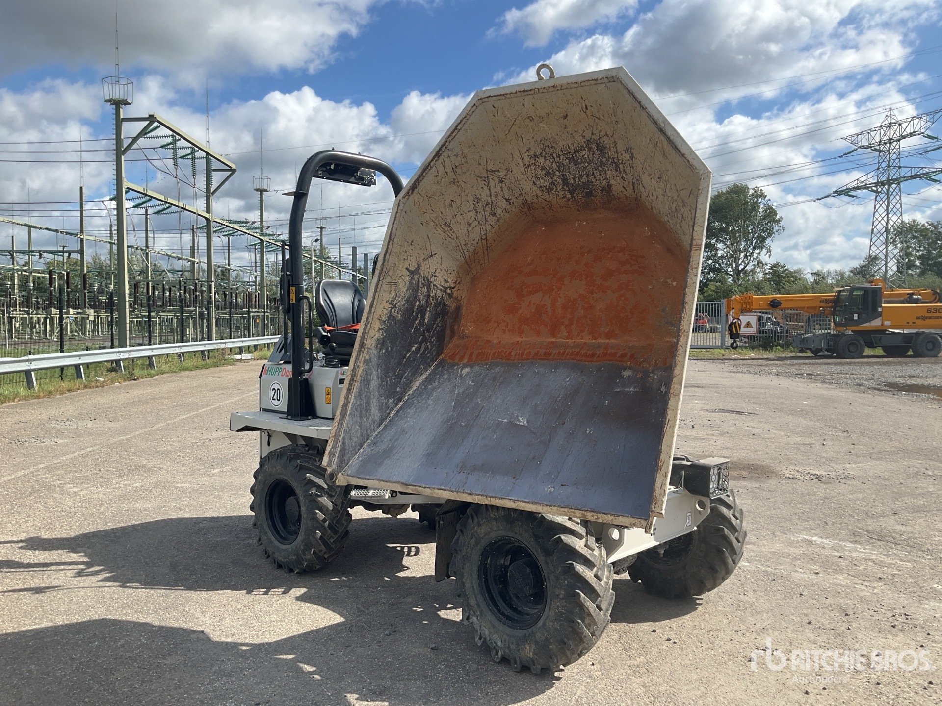 2023 JCB 3STH-2S5