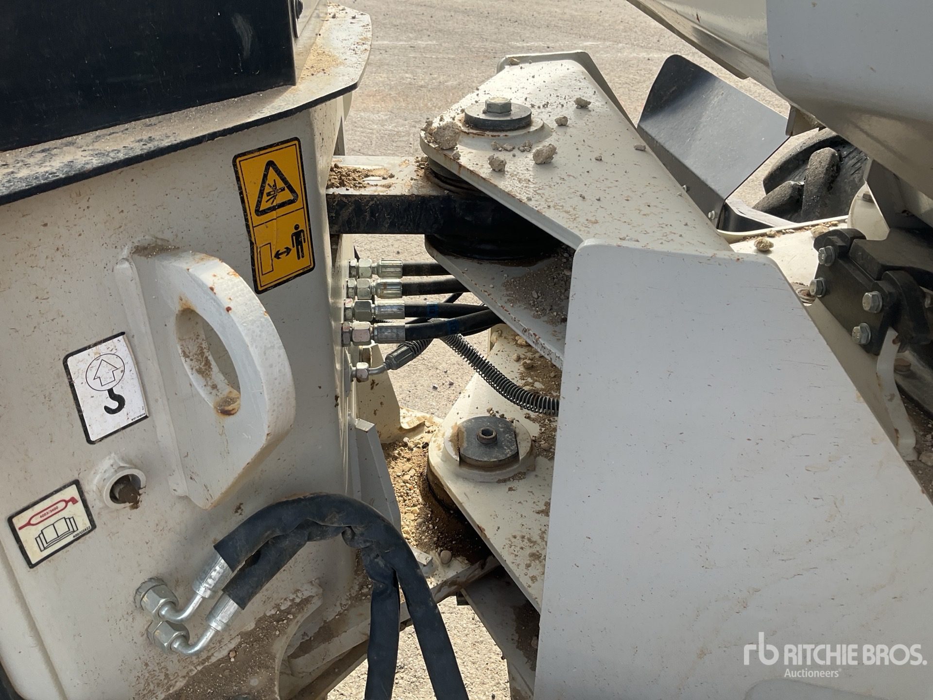 2023 JCB 6ST-2S5
