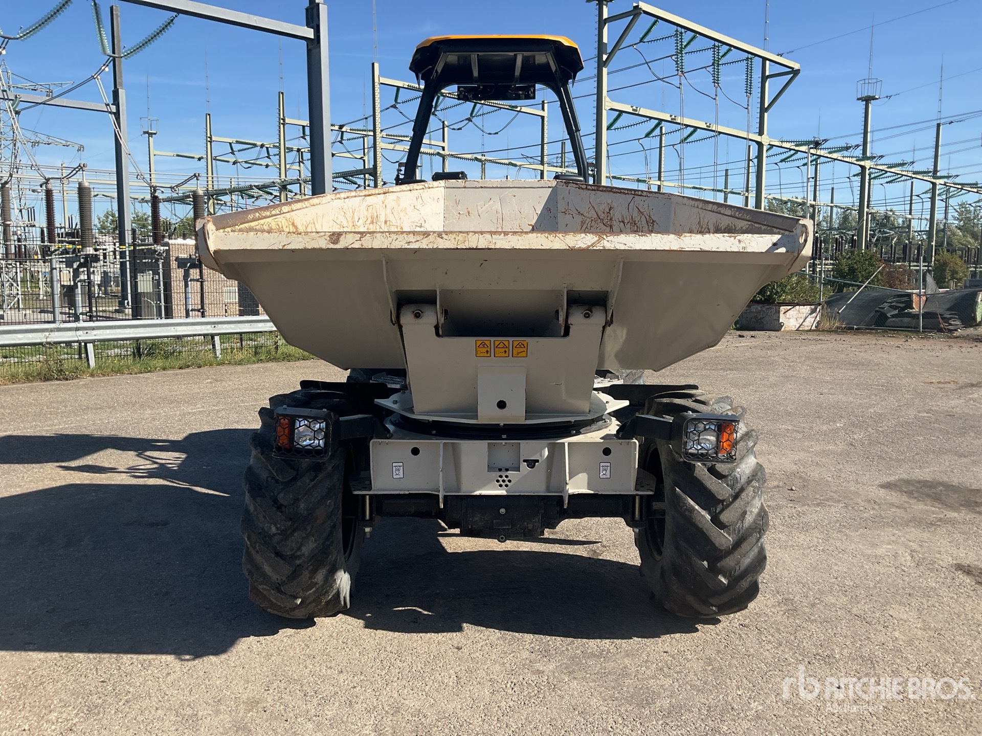 2023 JCB 6ST-2S5