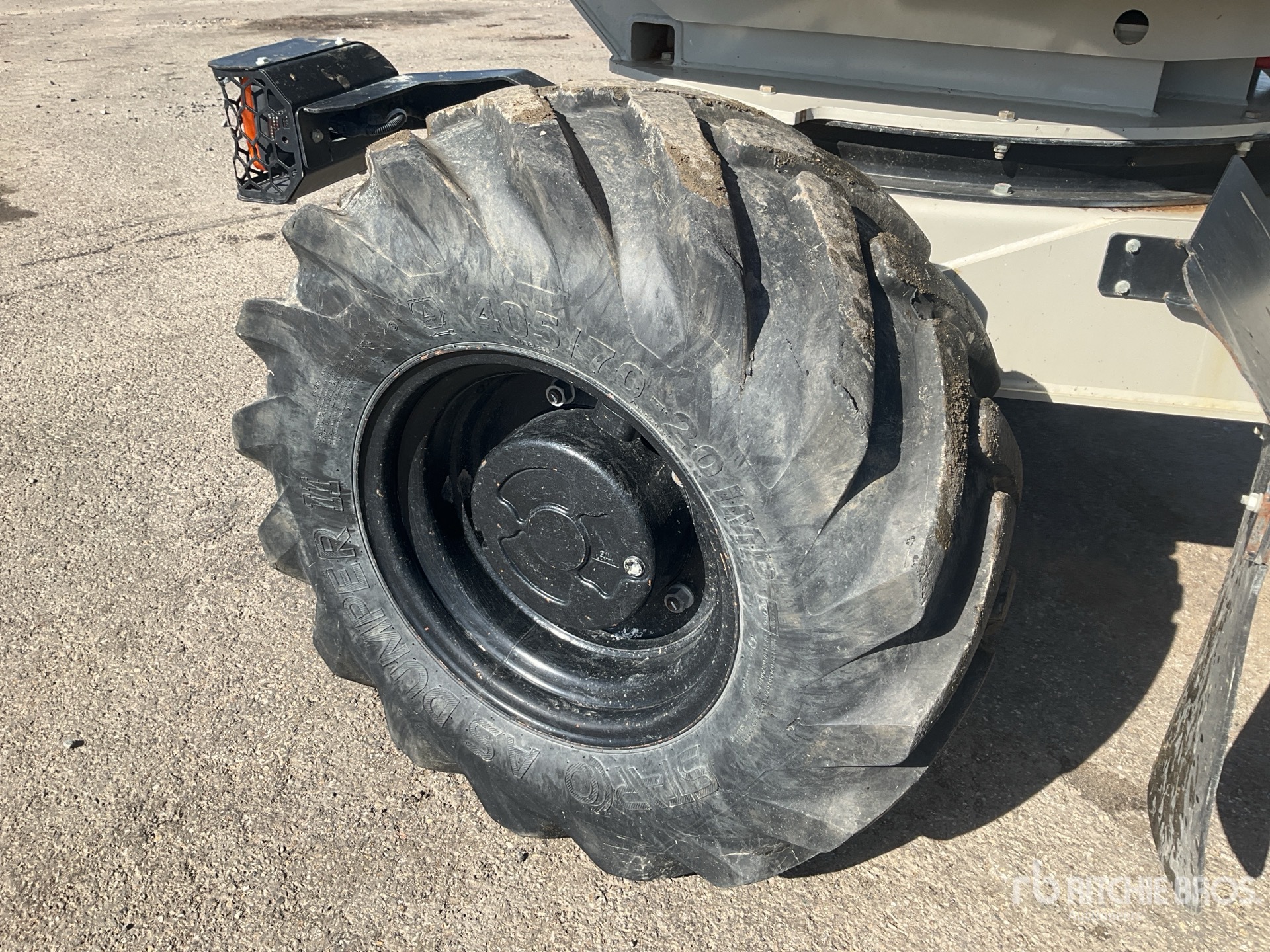 2023 JCB 6ST-2S5