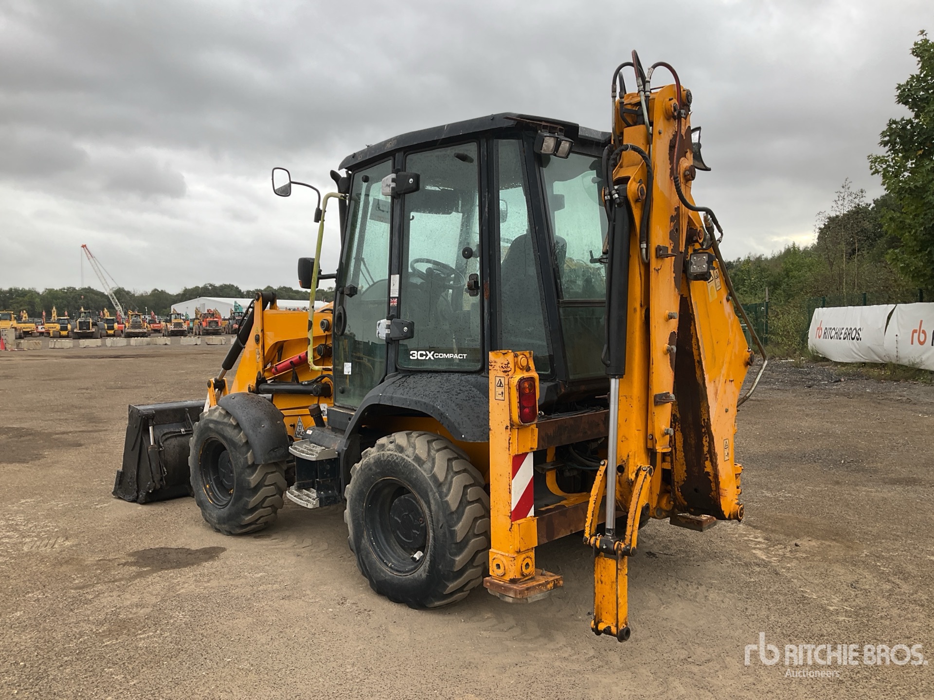 2015 JCB 3CX Compact Backhoe Loader