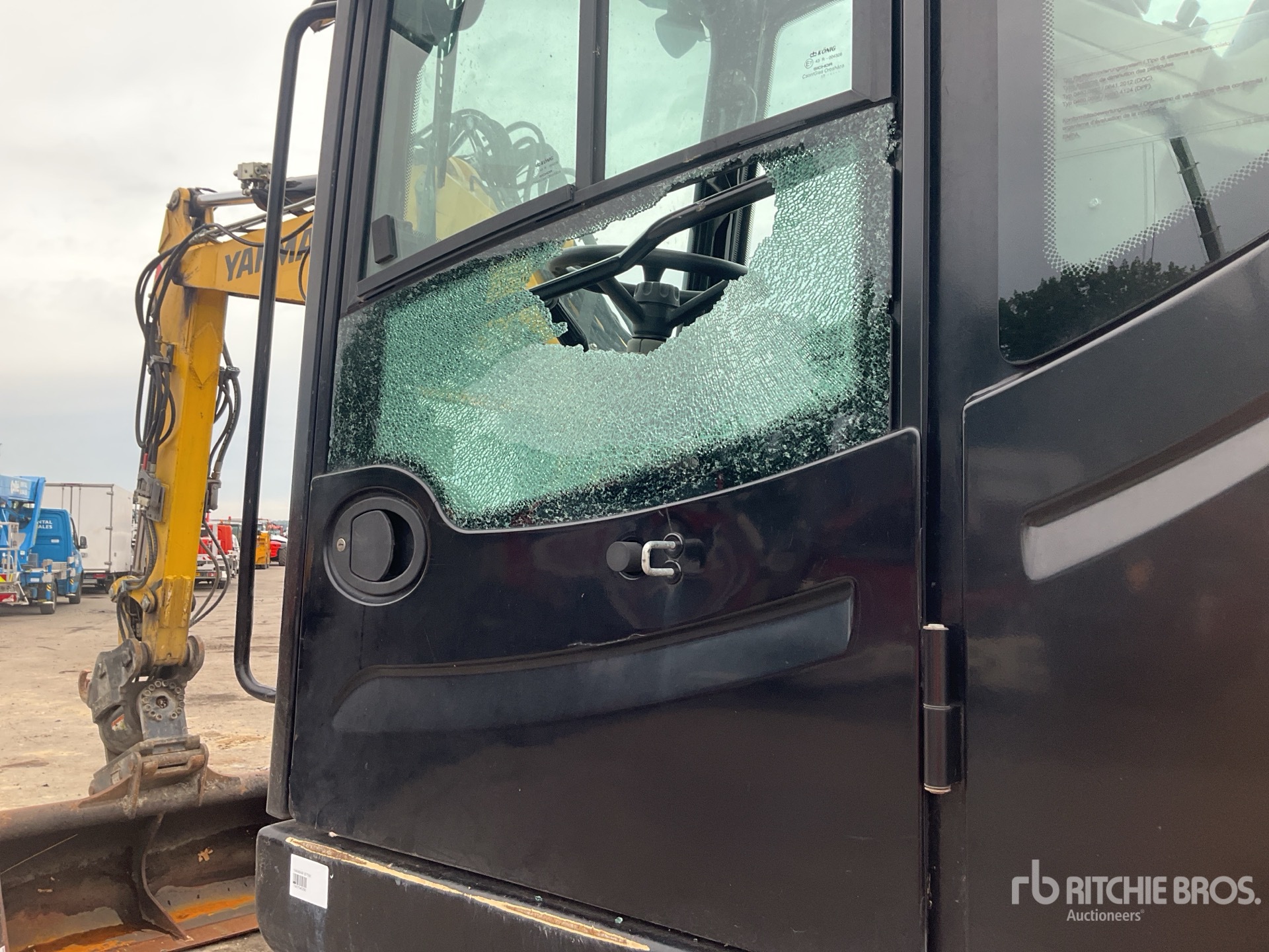 2017 Yanmar B75W