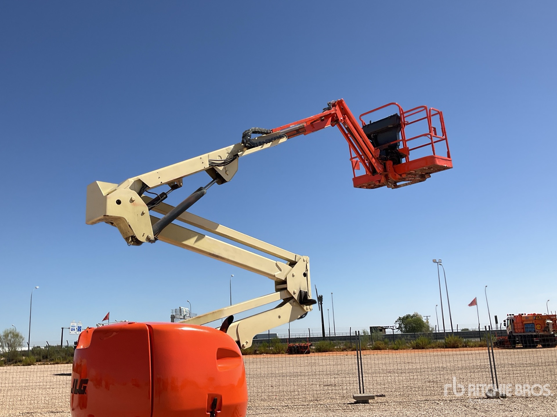 2004 JLG 450AJSII