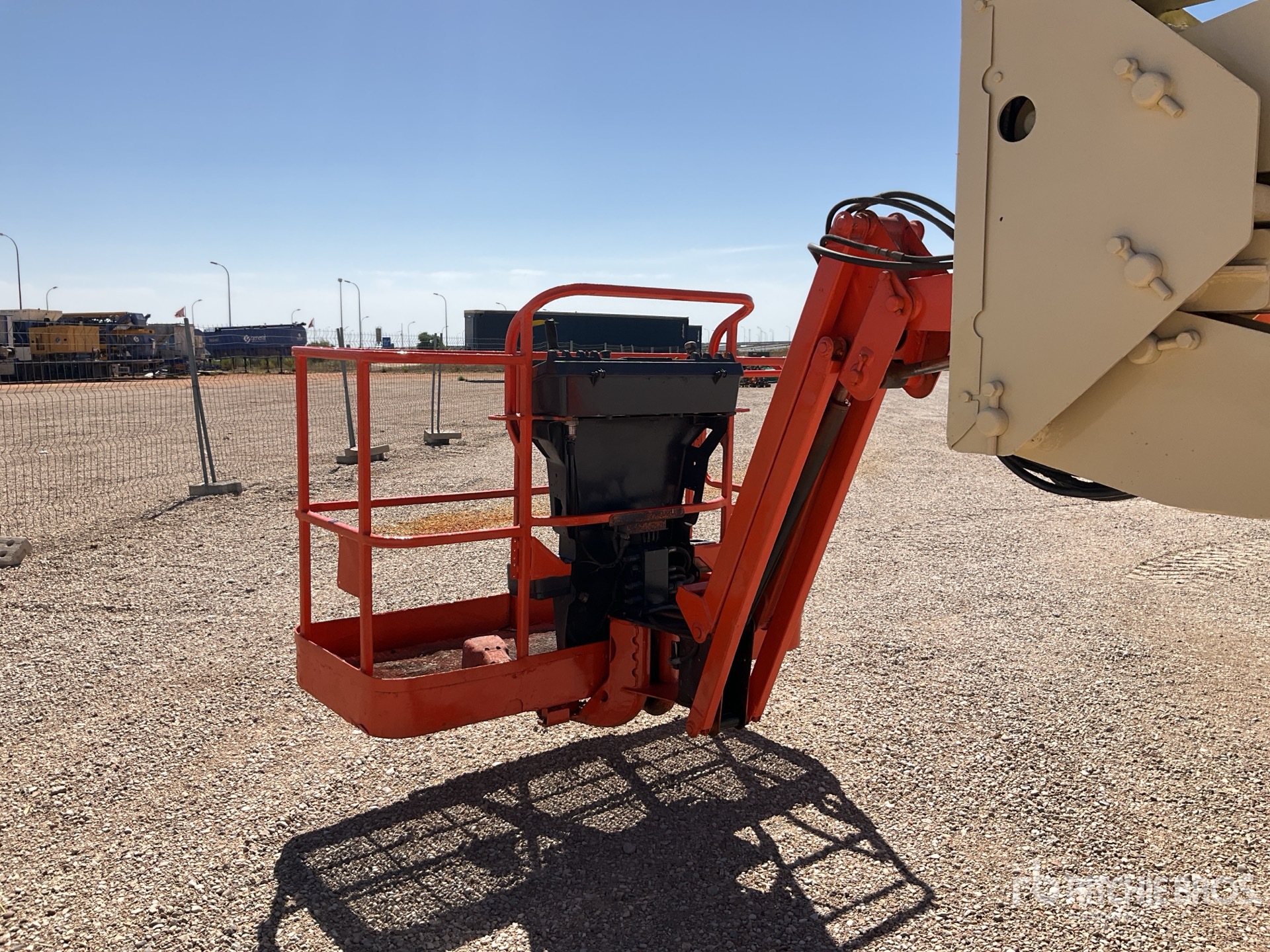 2004 JLG 450AJSII