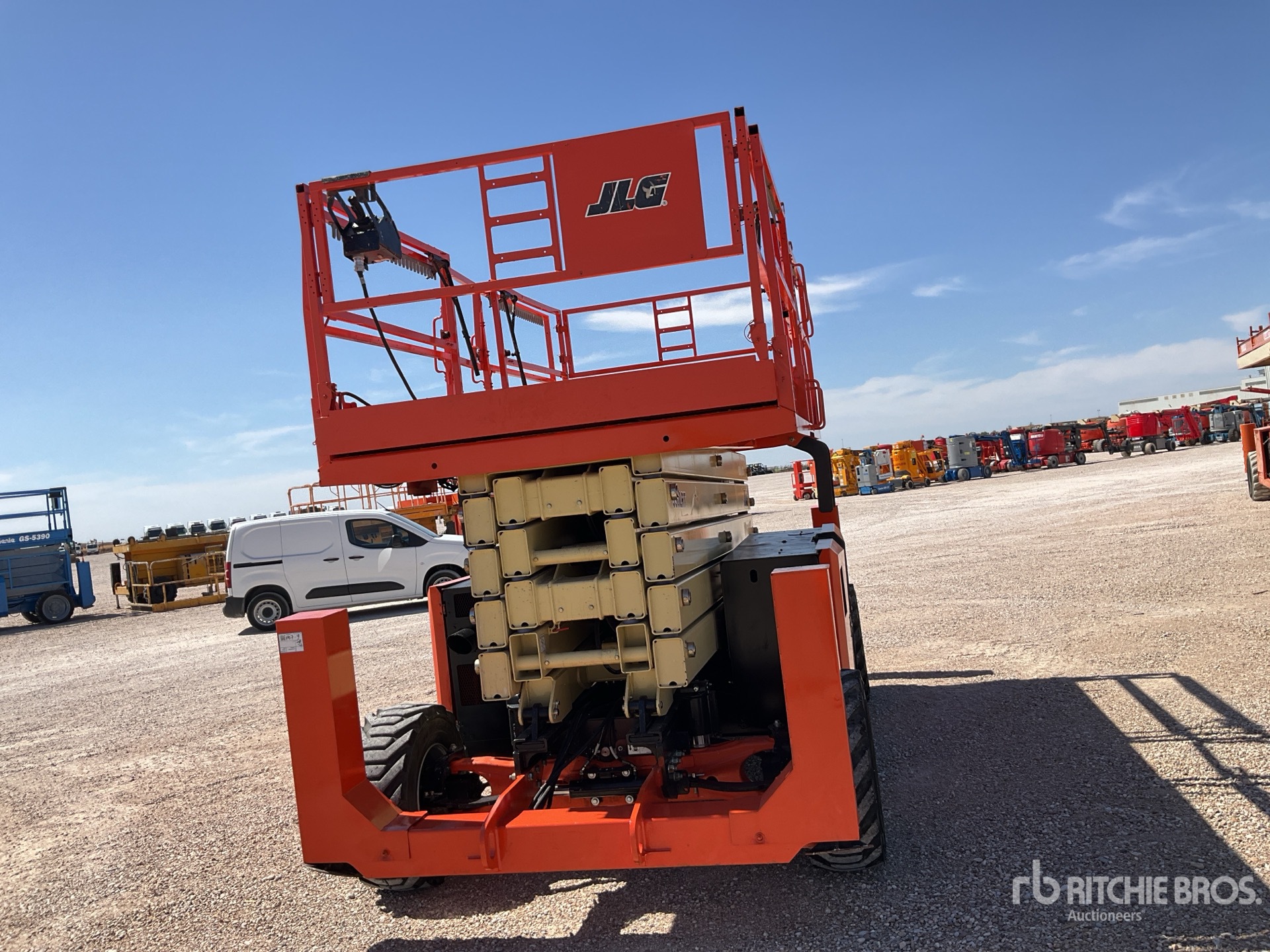 2019 JLG 530LRT