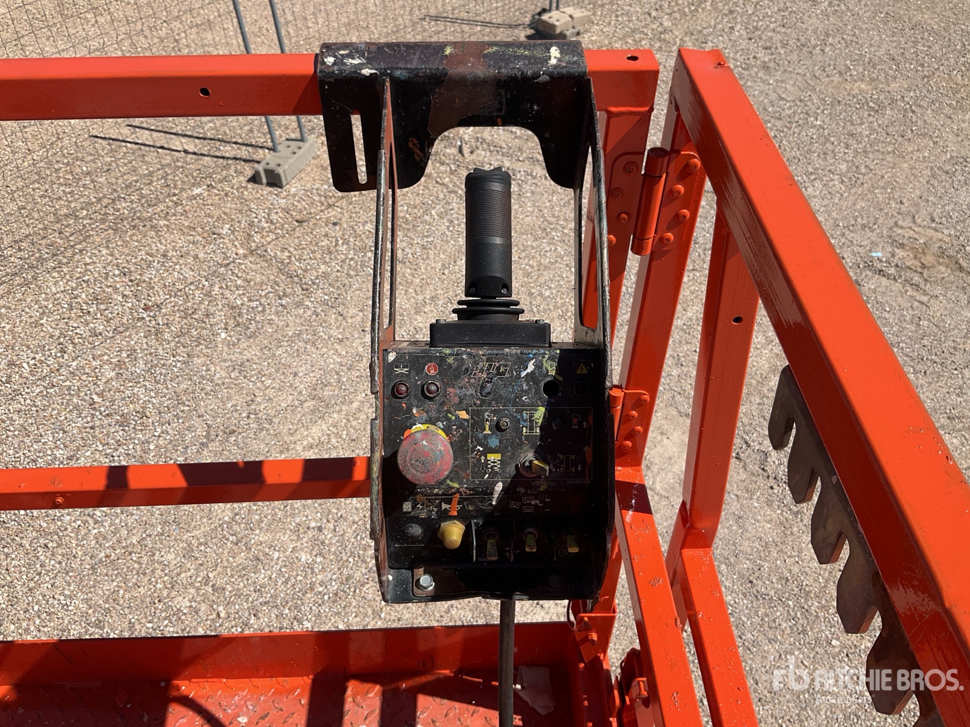 2019 JLG 530LRT