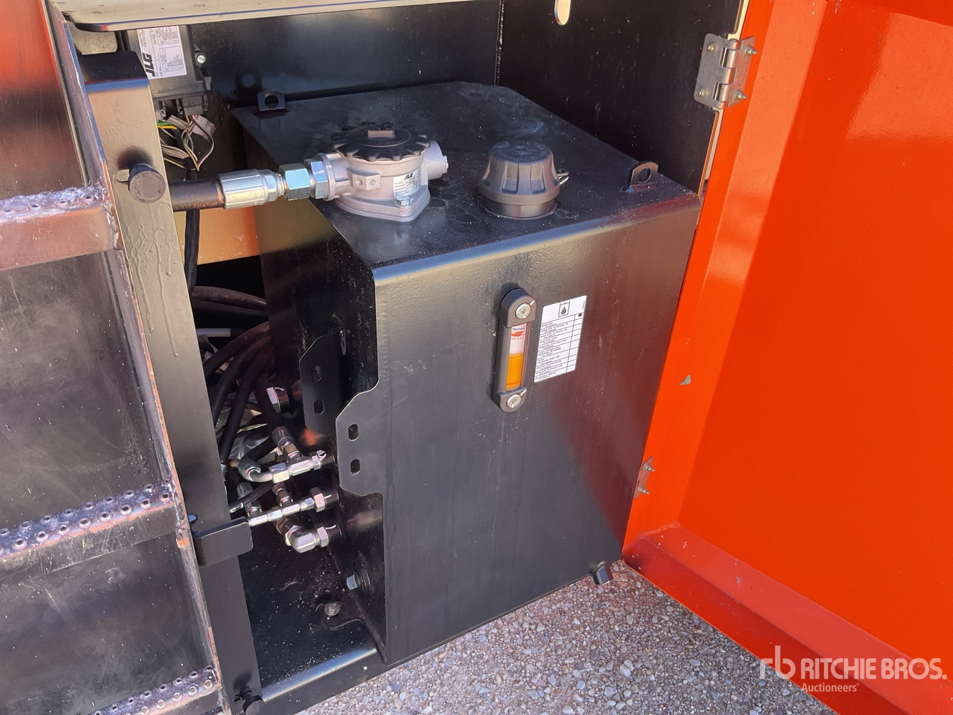 2019 JLG 530LRT