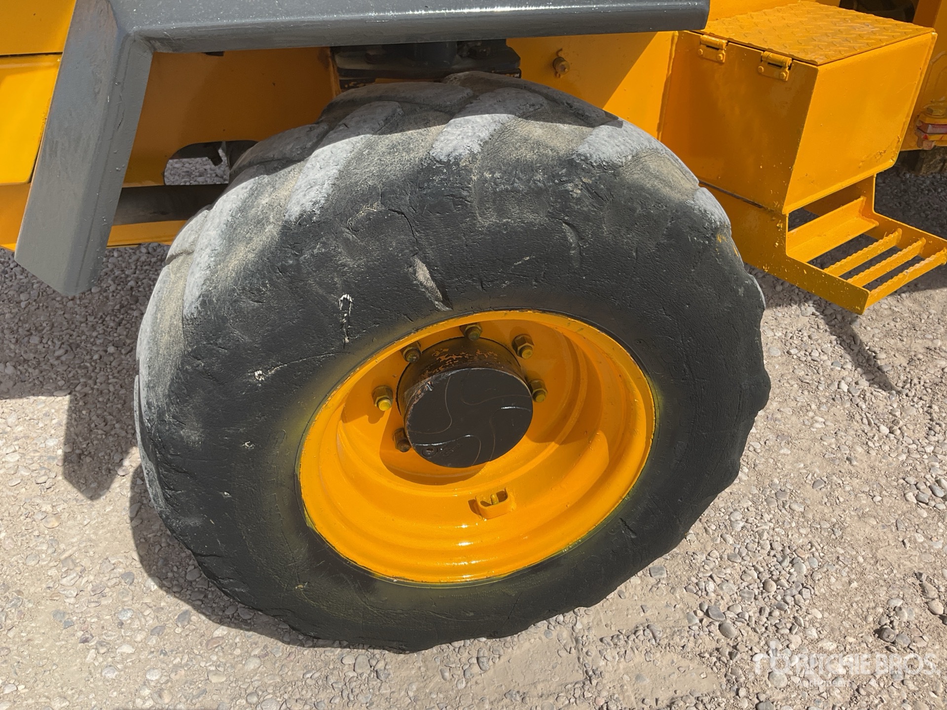 2008 Barford SRX6000
