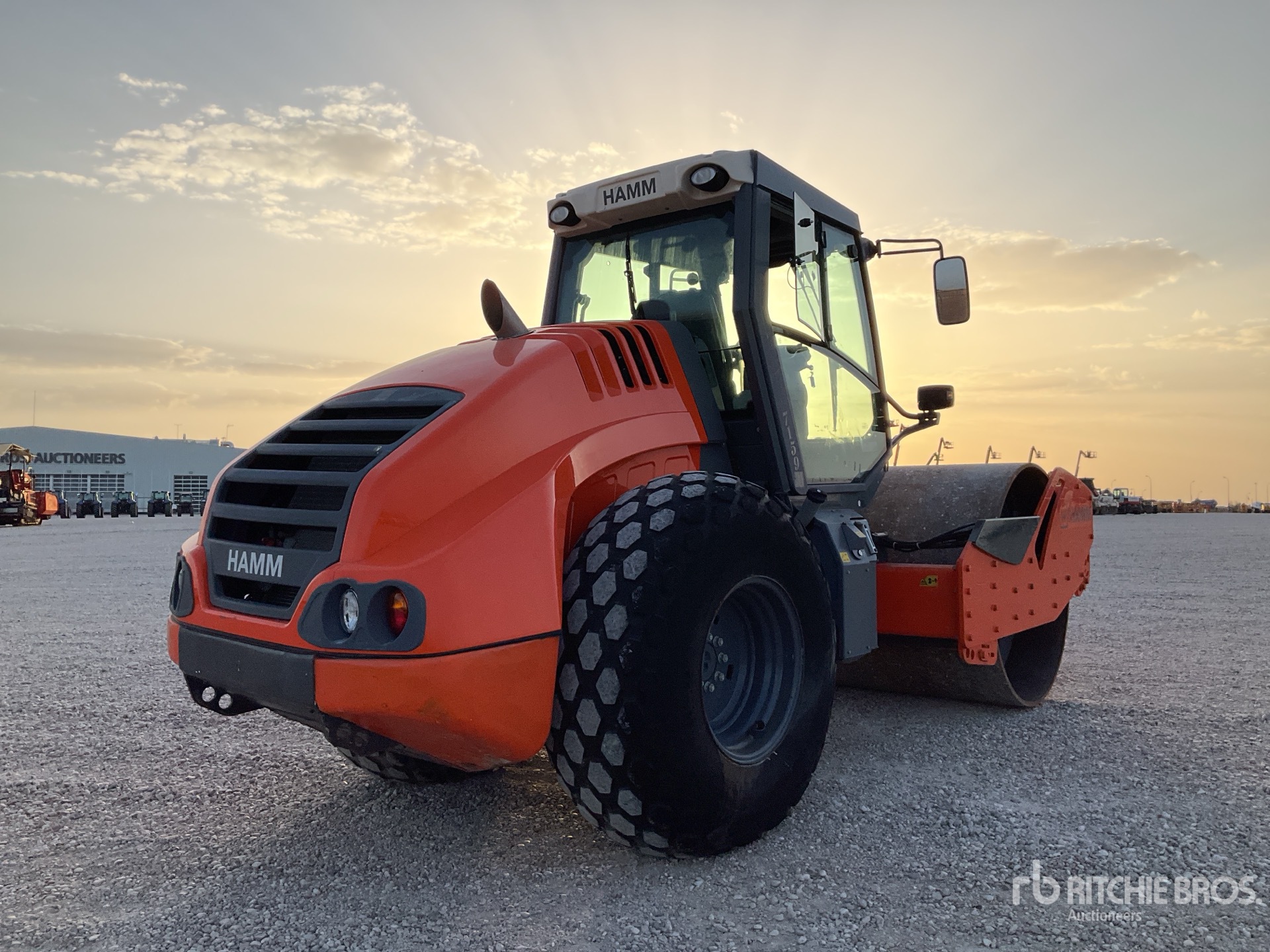 2019 Hamm H13I