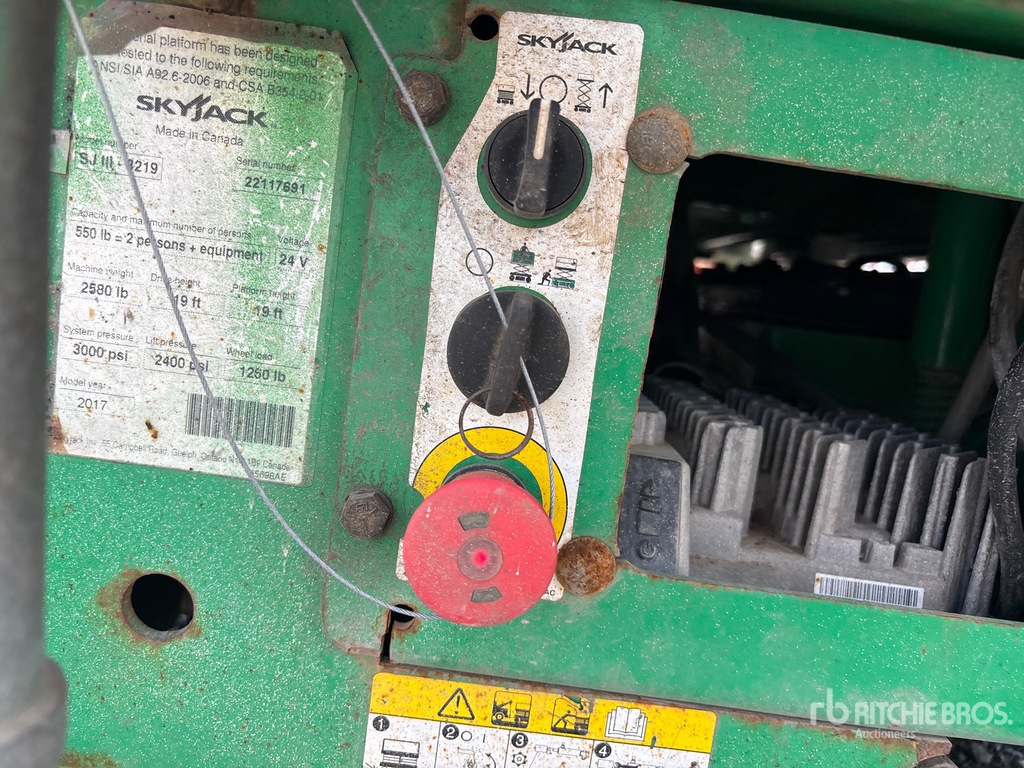 Basic Lower Control Station with
