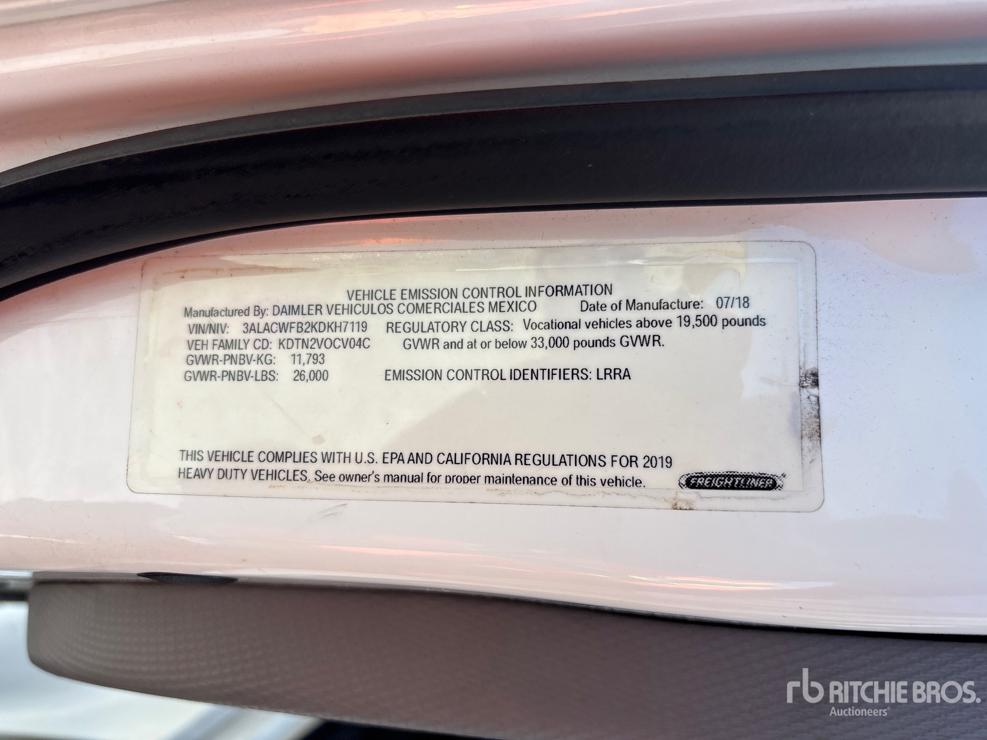 2019 Freightliner M2 106