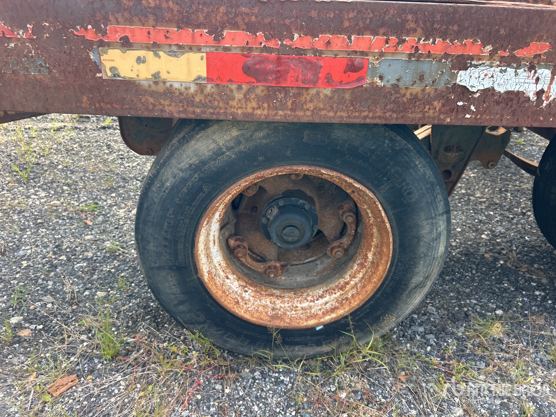 1988 Interstate 22 ft T/A