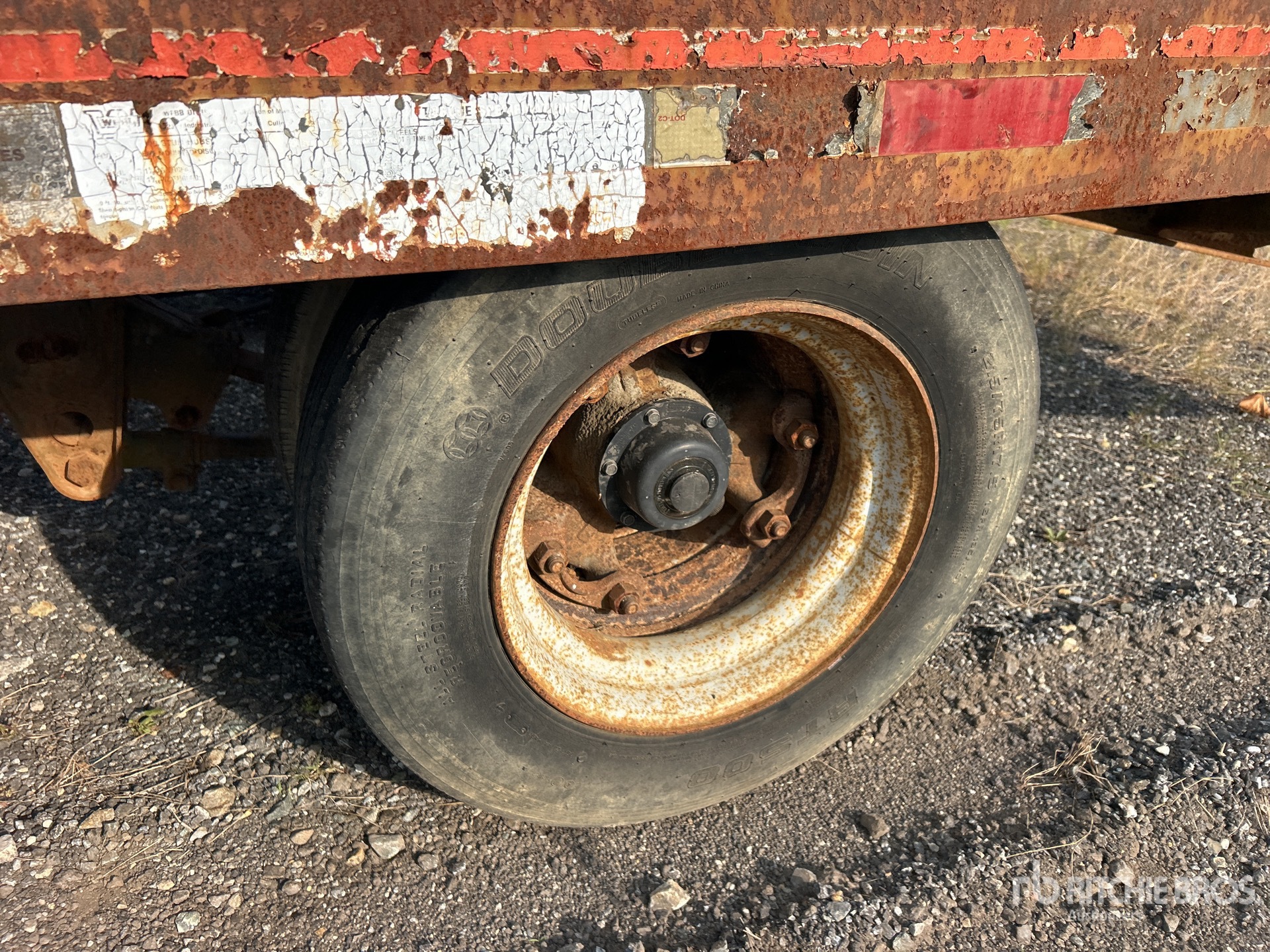 1988 Interstate 22 ft T/A