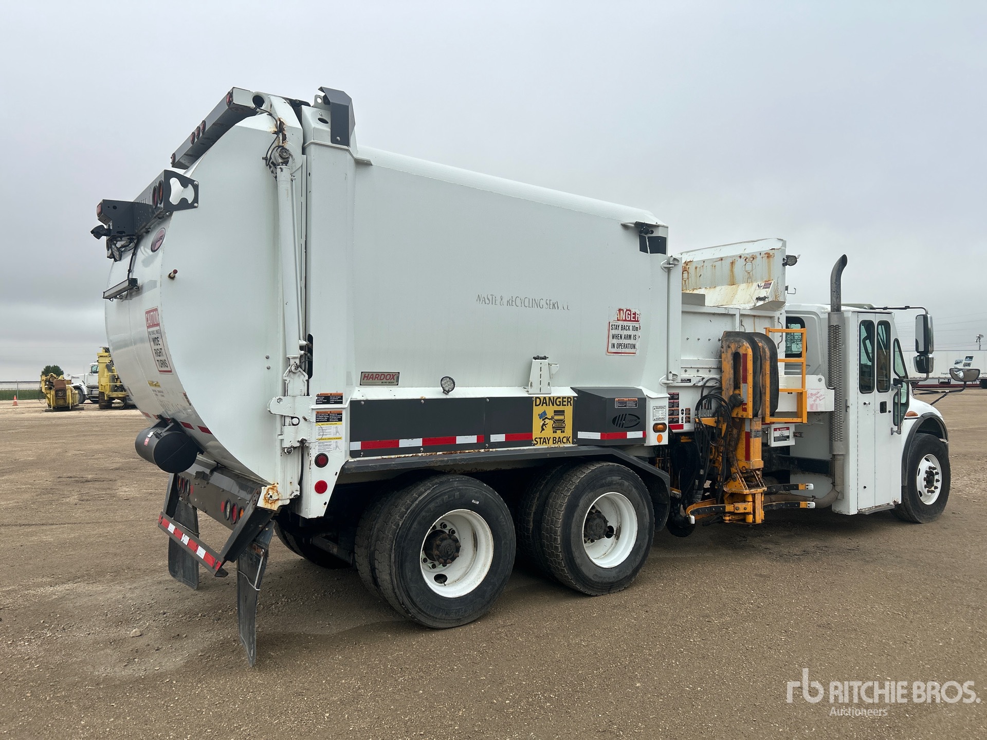 2015 International 7400