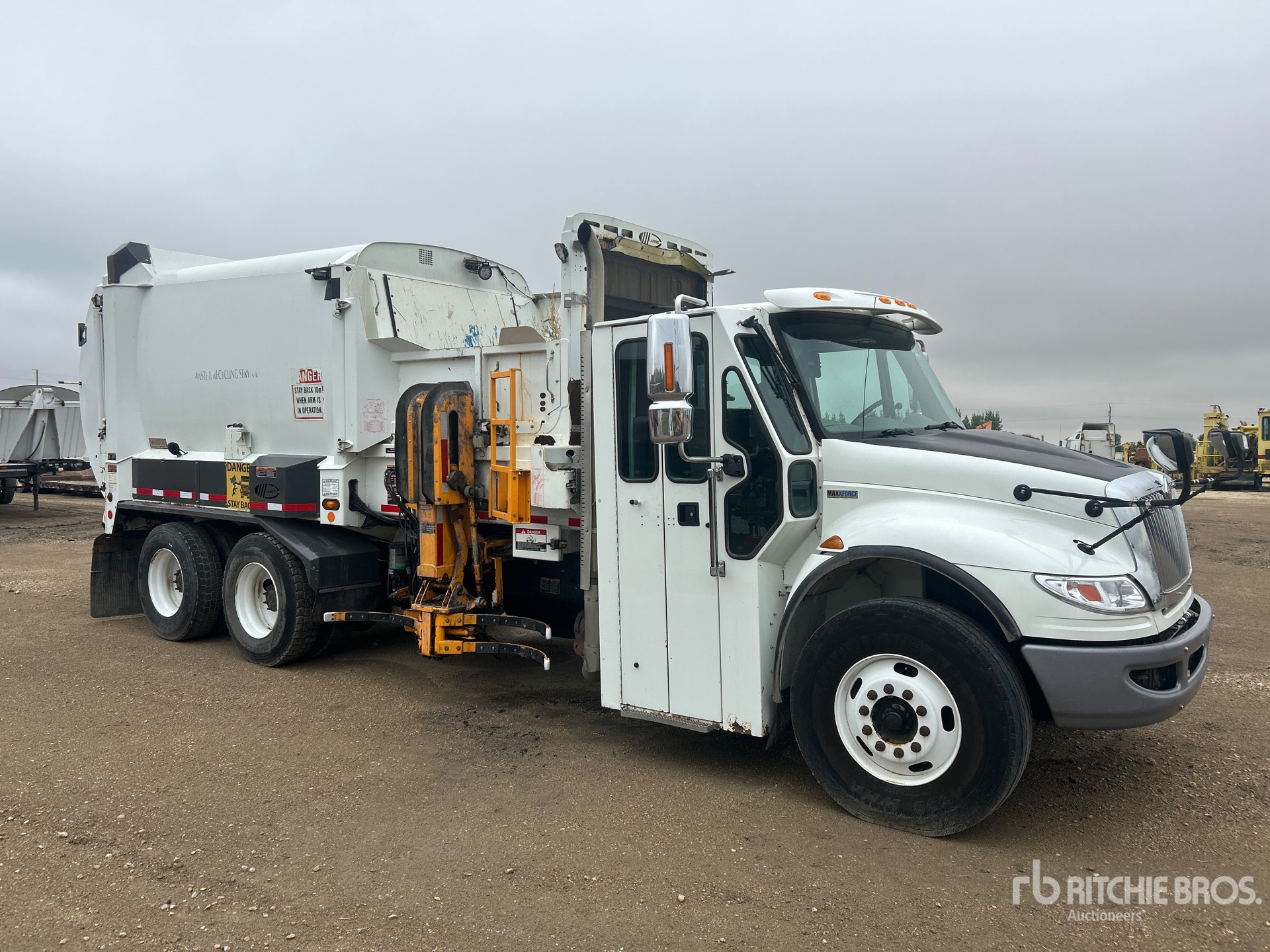 2015 International 7400