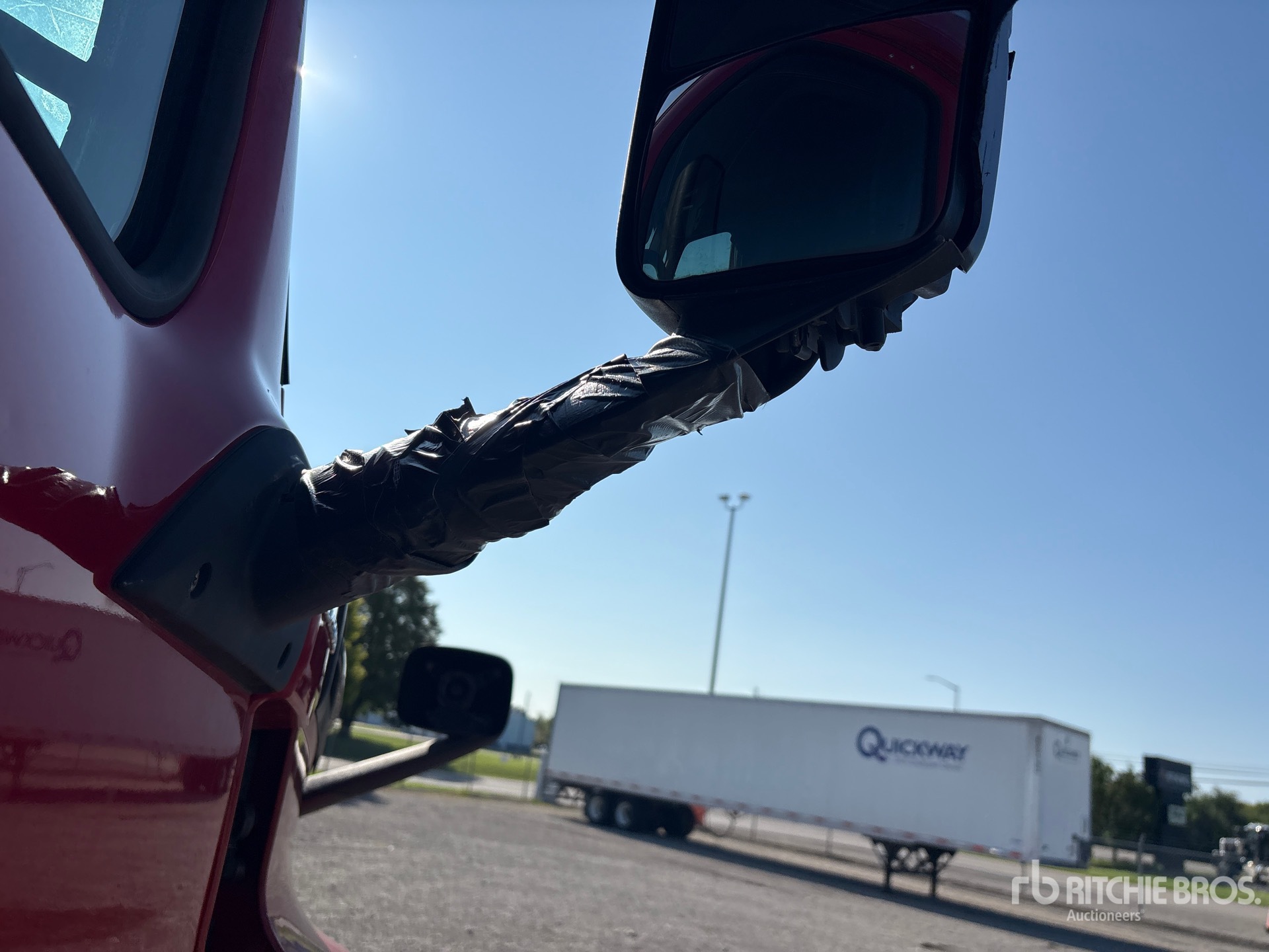 2019 Freightliner CASCADIA 126