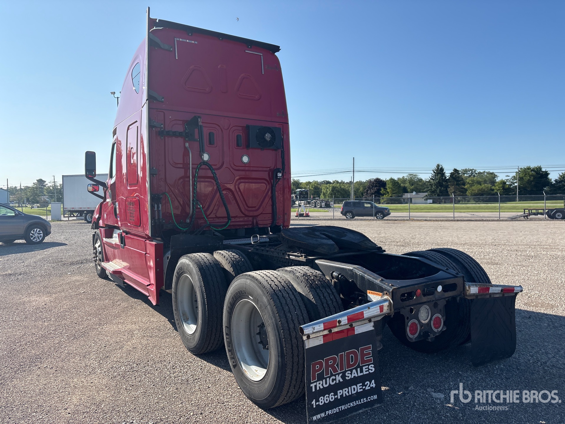 2019 Freightliner CASCADIA 126