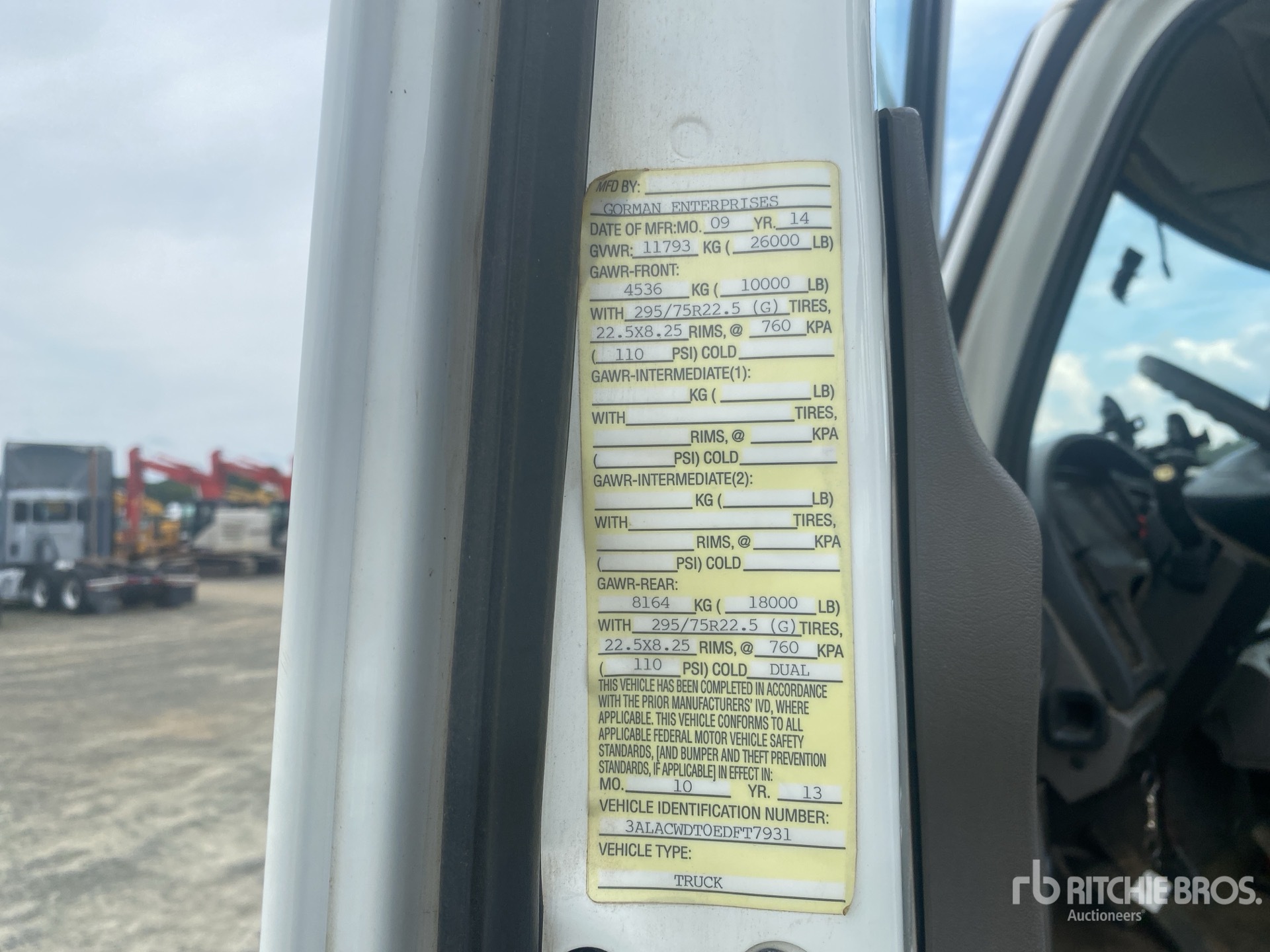 2014 Freightliner M2 106
