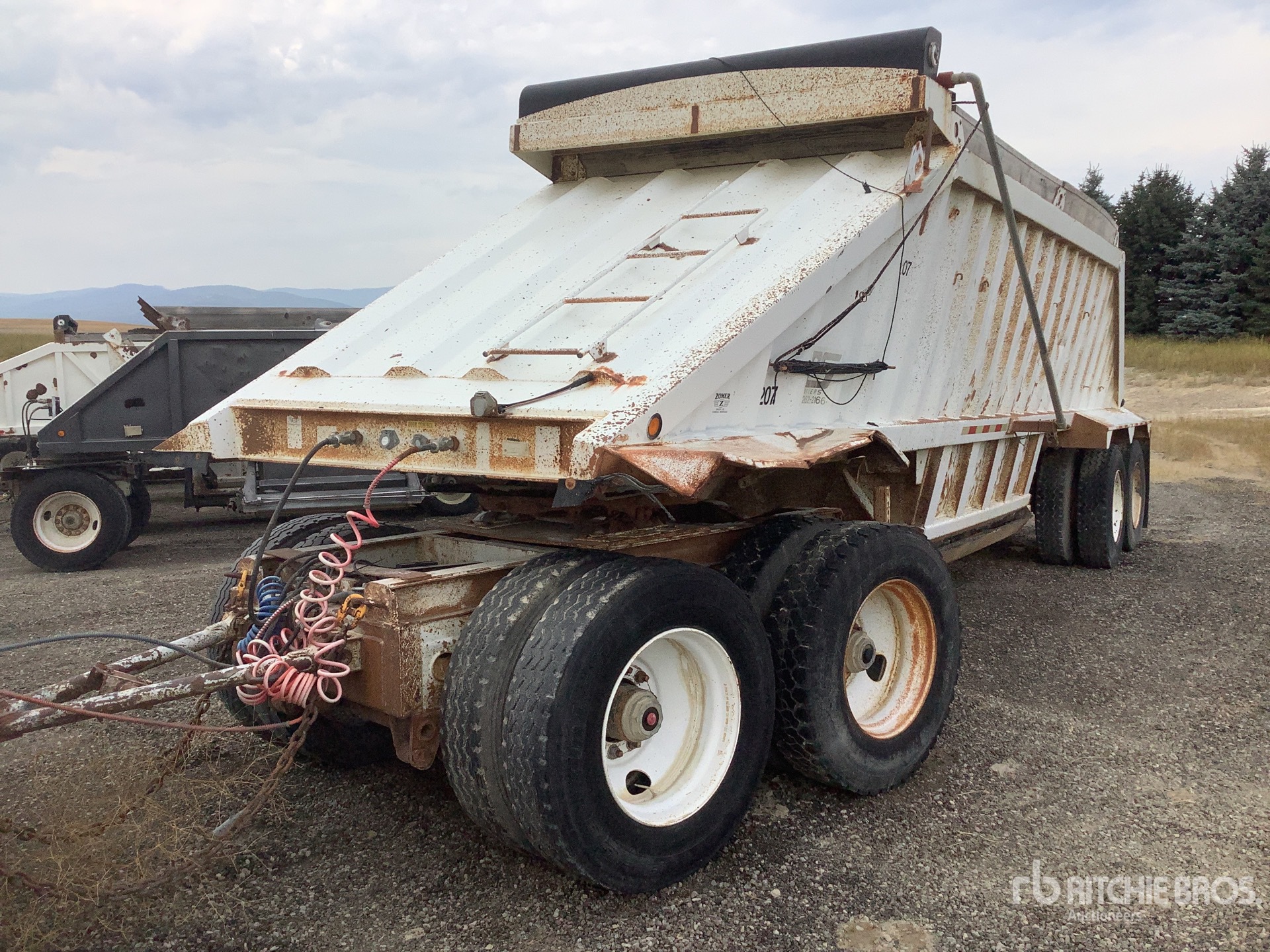 2000 CPS 40 FT T/A A-TRAIN